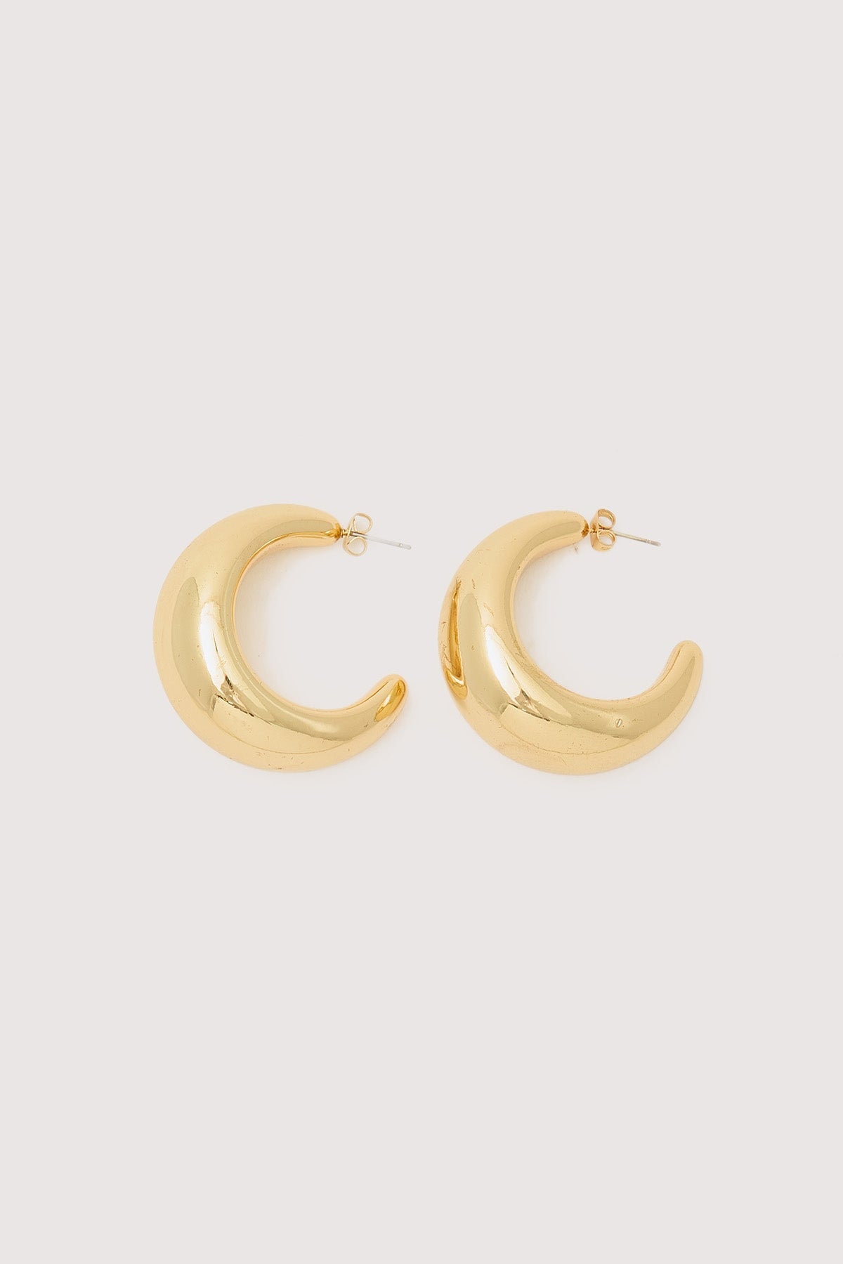 Perfect Stranger Gloria Gold Hoop Earrings Gold