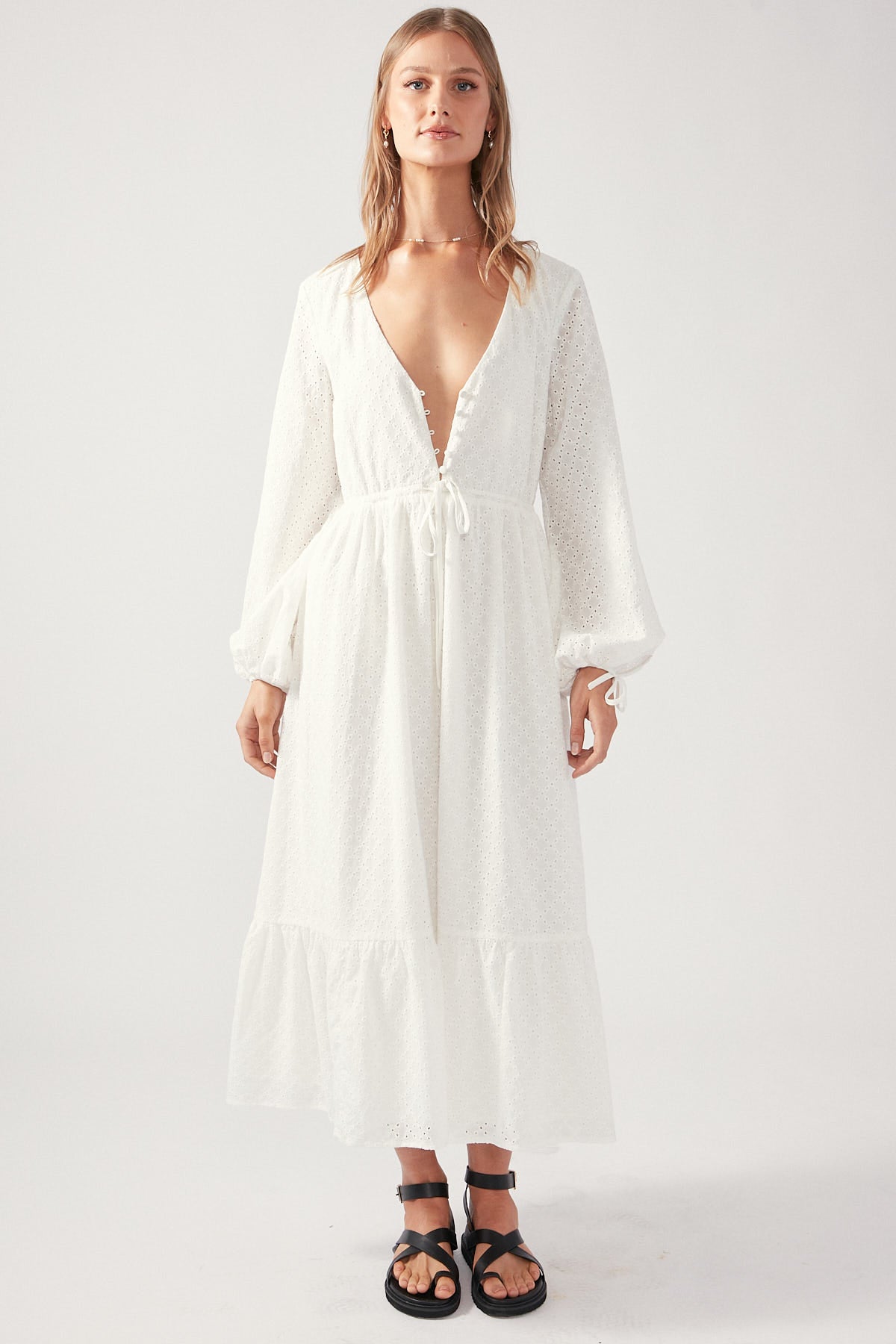 Perfect Stranger Louise Long Sleeve Broderie Dress White