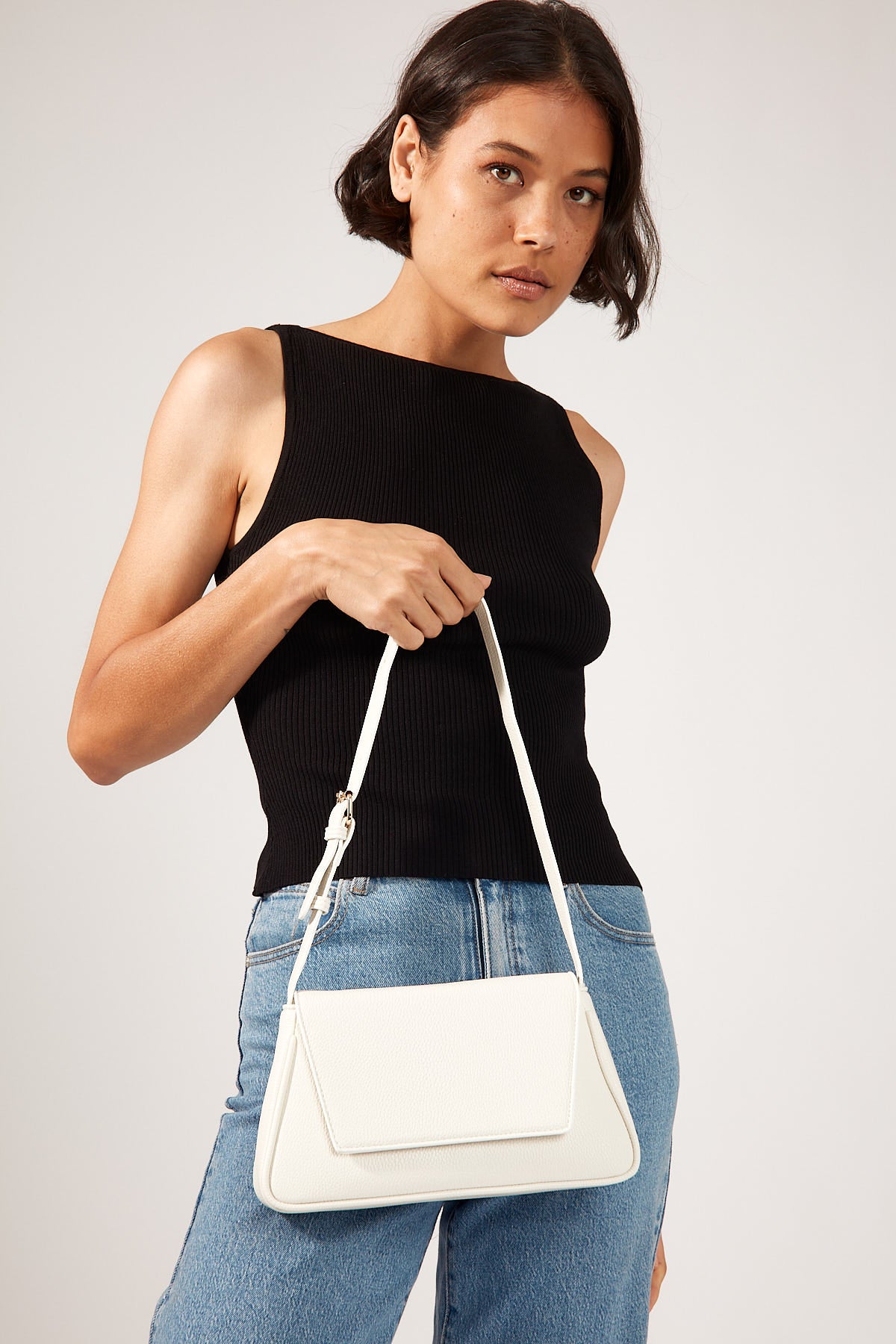 Perfect Stranger Odette Shoulder Bag White