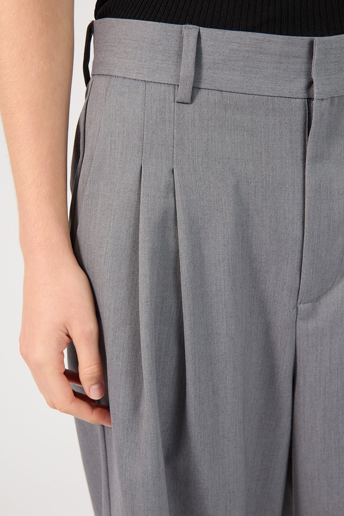 Perfect Stranger Winona Wide Leg Pleated Tailored Pant Grey