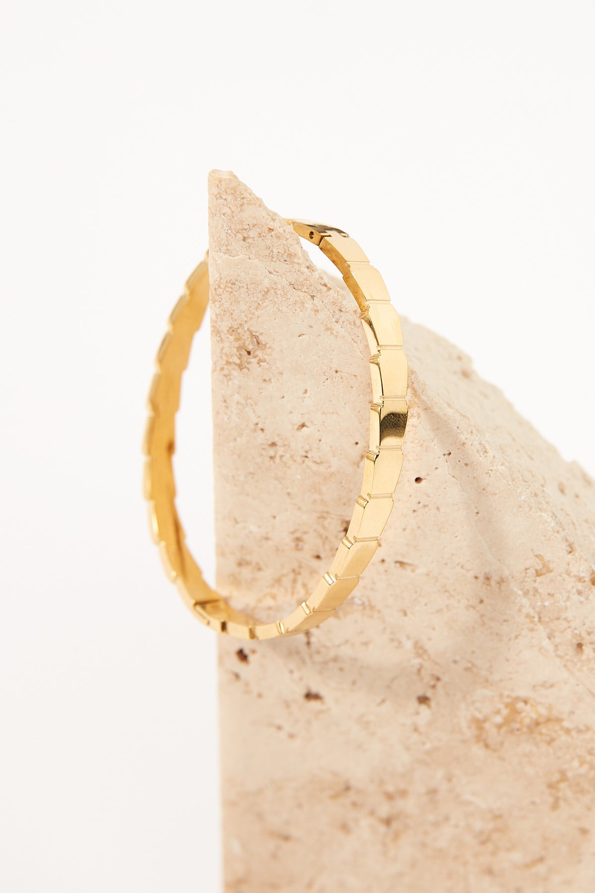 Perfect Stranger Pristine Bracelet Gold