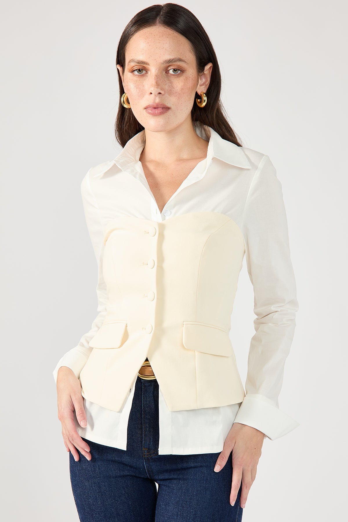 Fitted white button up shirt deals