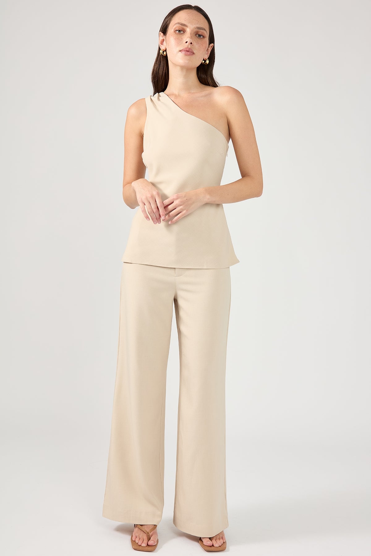 Perfect Stranger Raye One Shoulder Long Line Top Cream