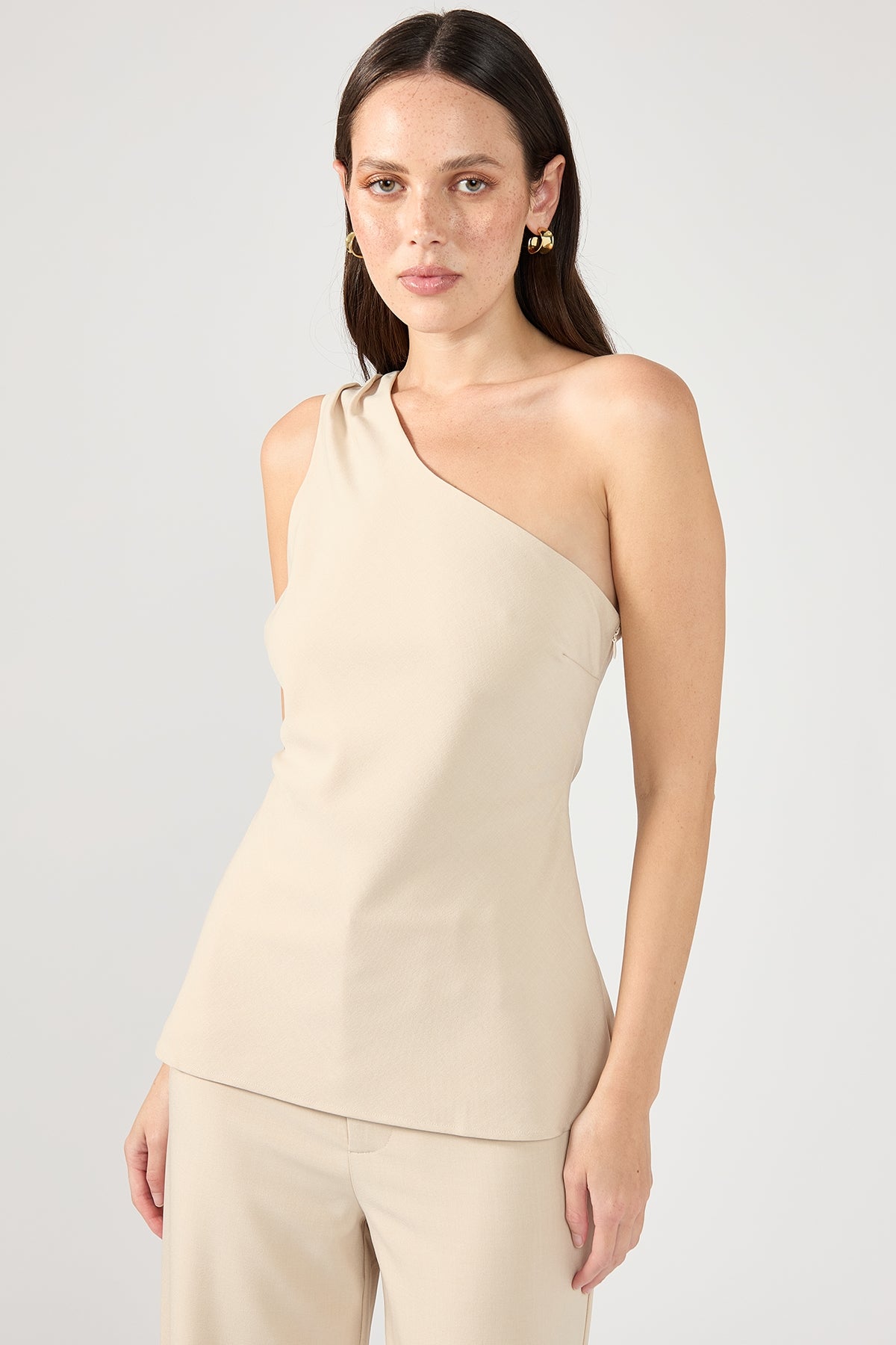 Perfect Stranger Raye One Shoulder Long Line Top Cream