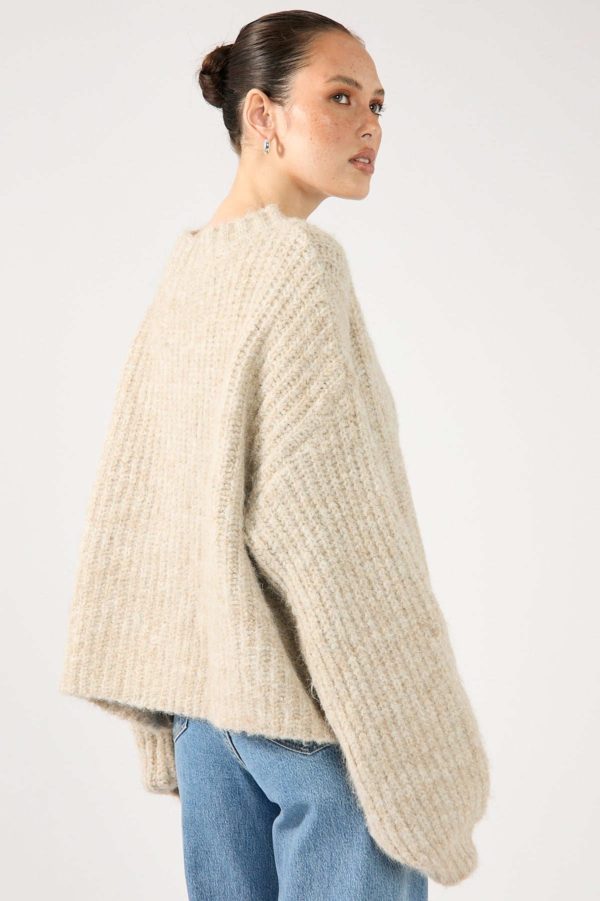 Perfect Stranger Oversized Fluffy Knit Buttoned Cardigan Oatmeal