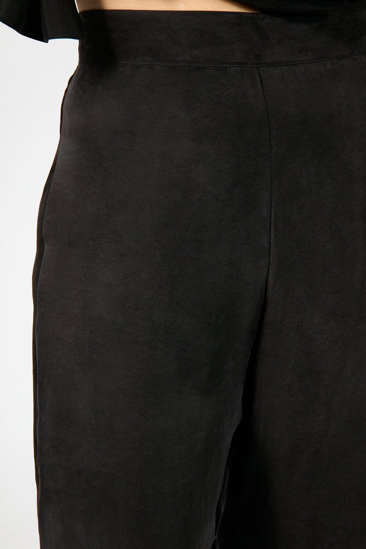 Perfect Stranger Giulia Clean Waist Cupro Pant Black