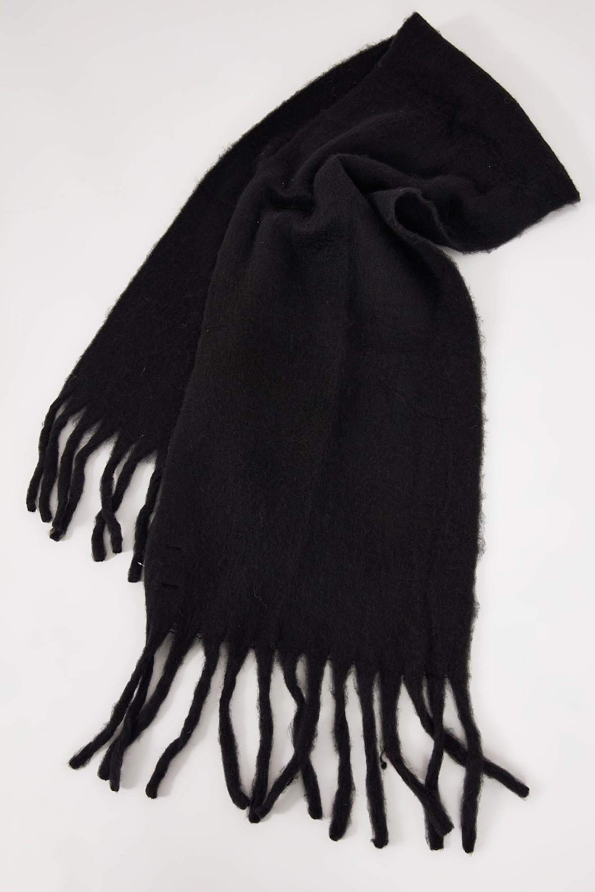 Perfect Stranger Plush Oversized Knit Scarf Black