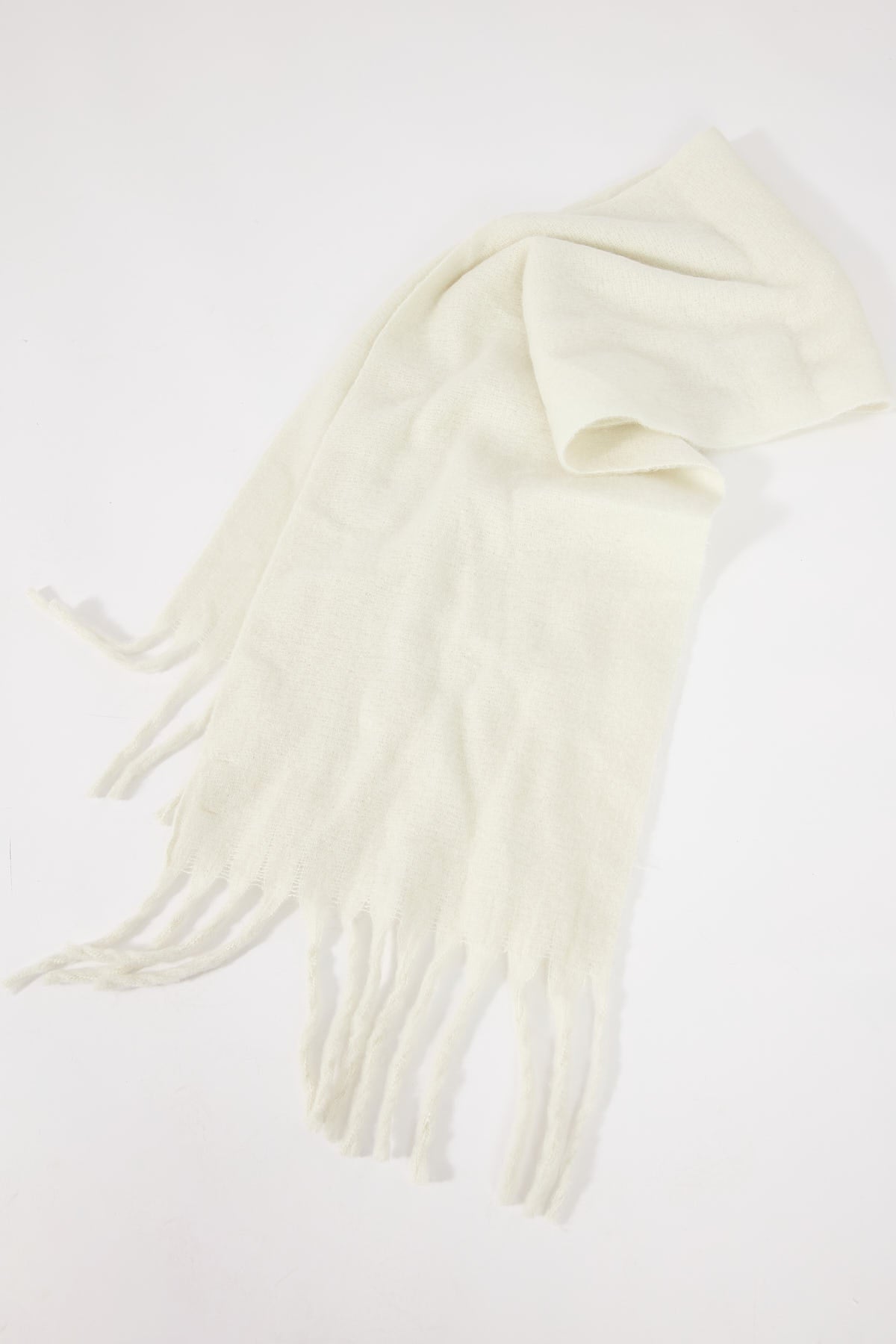 Perfect Stranger Plush Oversized Knit Scarf Off White
