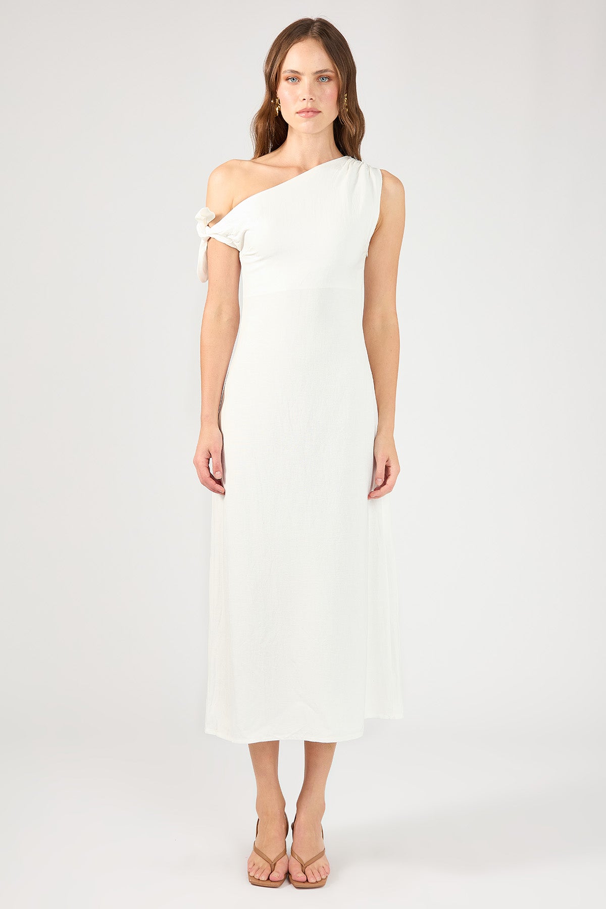 Perfect Stranger Hera Off Shoulder Linen Midi Dress White