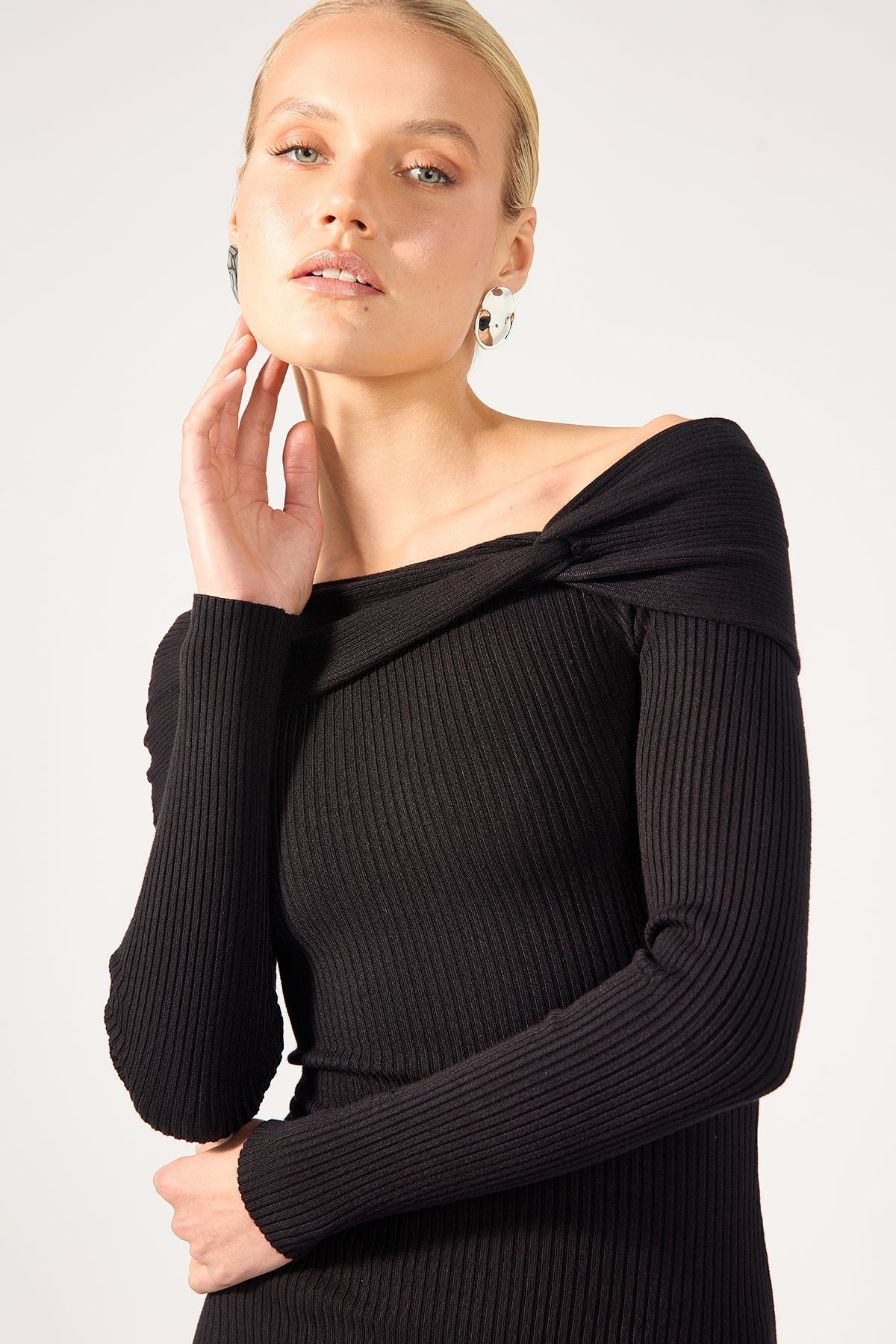 Perfect Stranger Leonie Off Shoulder Knit Dress Black