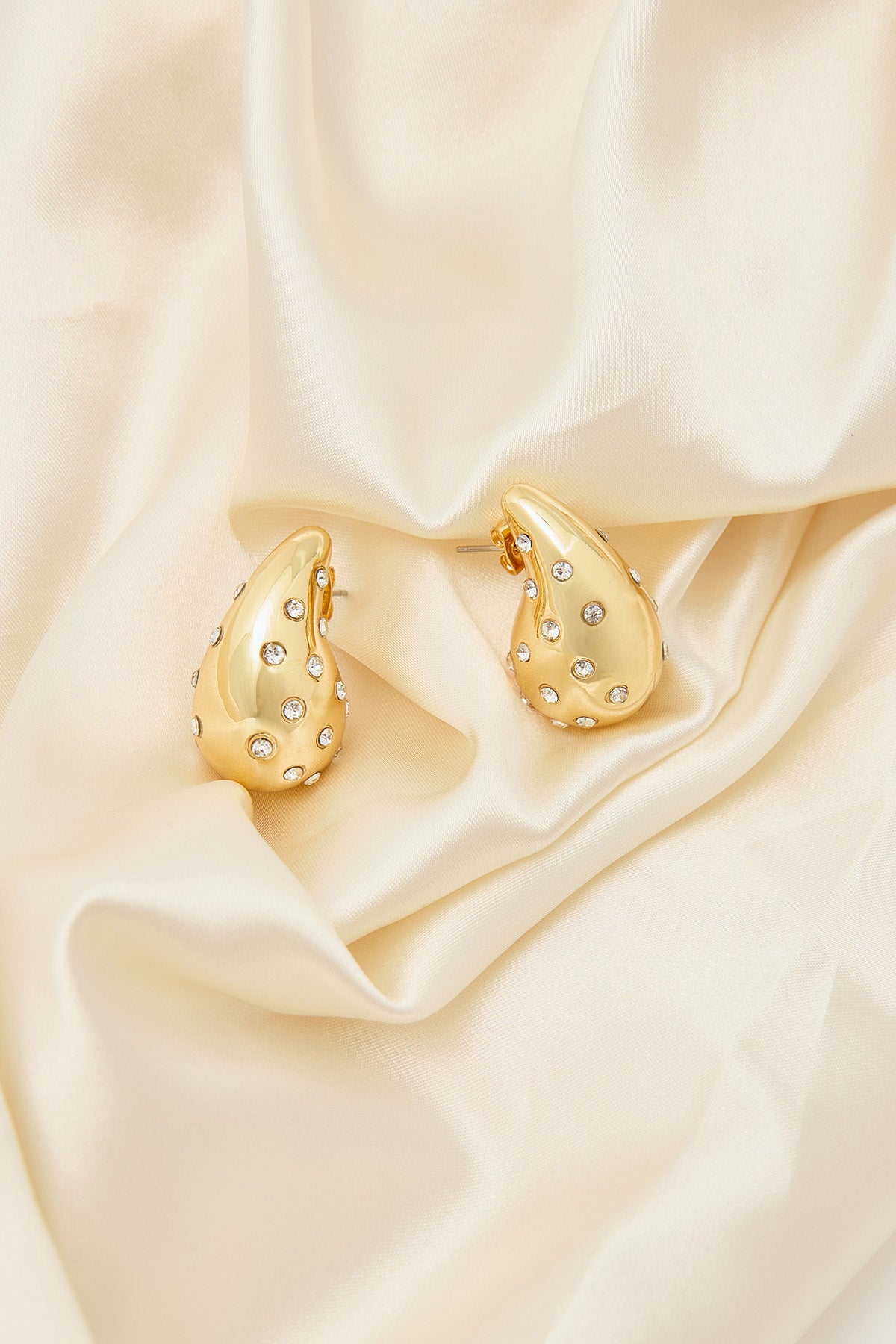 Perfect Stranger Margot Diamante Plated Earrings 18K Gold Plated