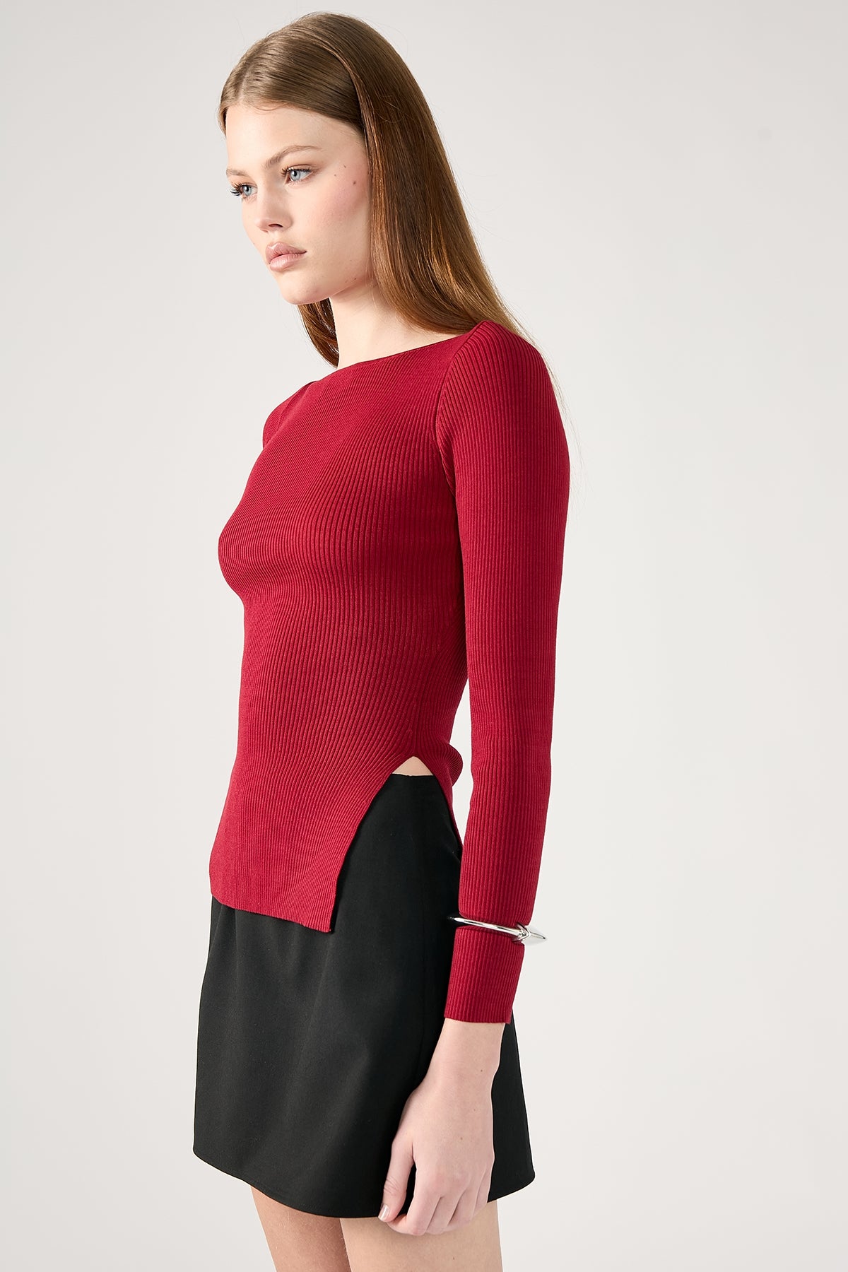 Perfect Stranger Long Sleeve Boat Neck Rib Knit Top Burgundy