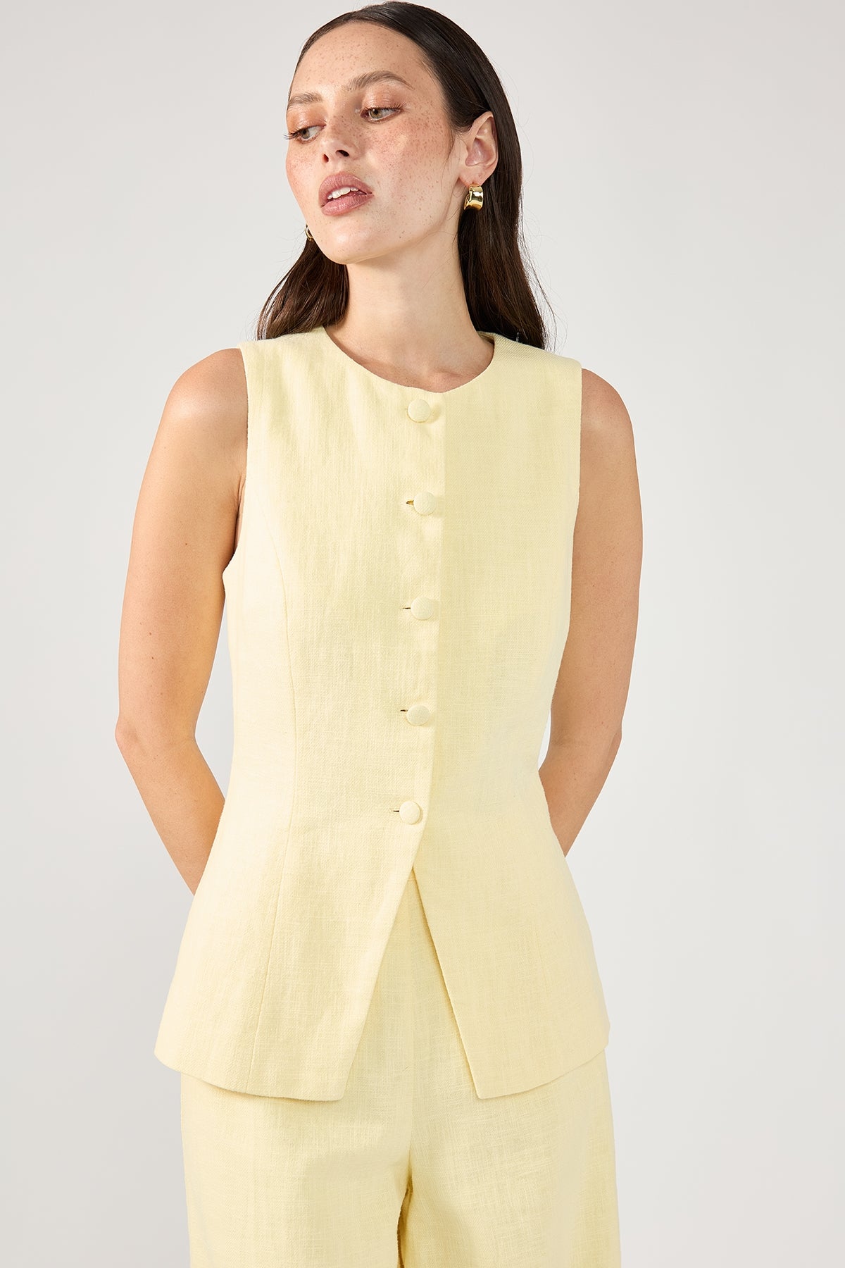 Perfect Stranger Menorca Long Line Vest Lemon