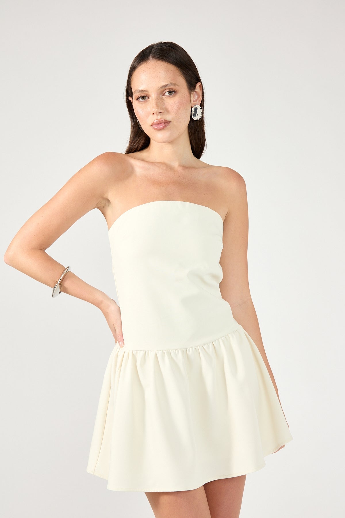 Perfect Stranger Winslet Strapless Mini Dress Cream