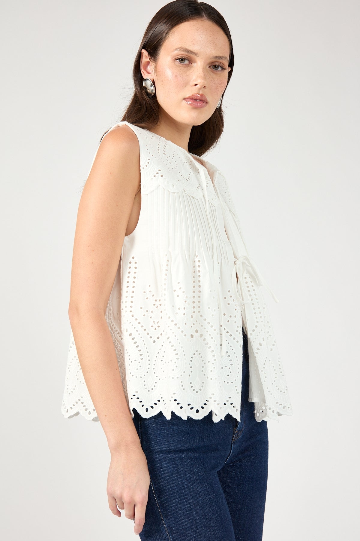 Perfect Stranger Novalee Broderie Tie Top White