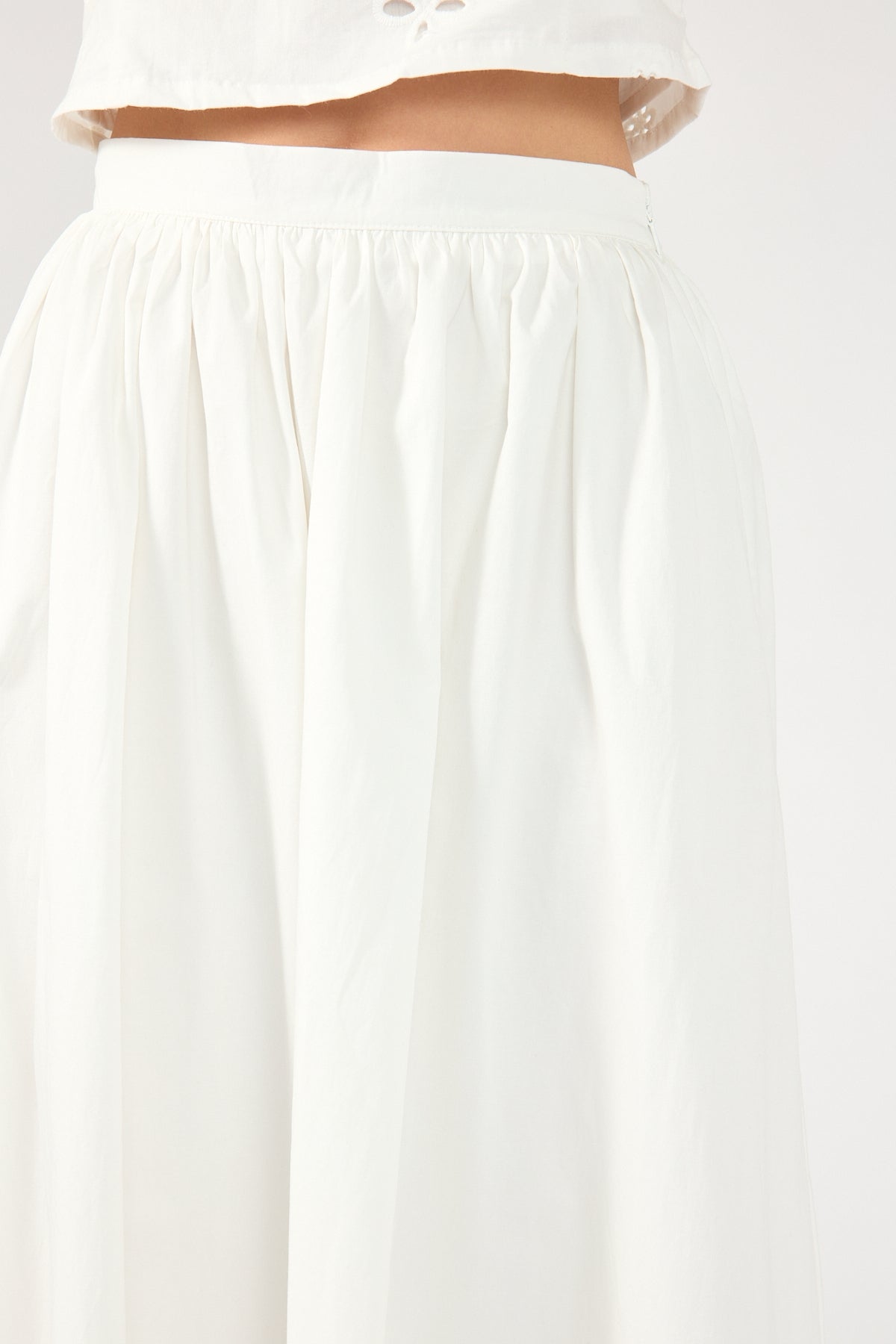 Perfect Stranger Isley Maxi Skirt White