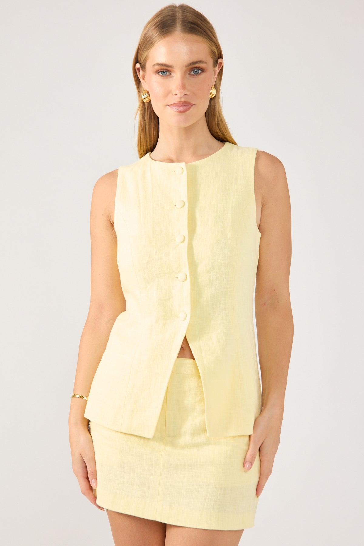 Perfect Stranger Menorca Tailored Skort Lemon