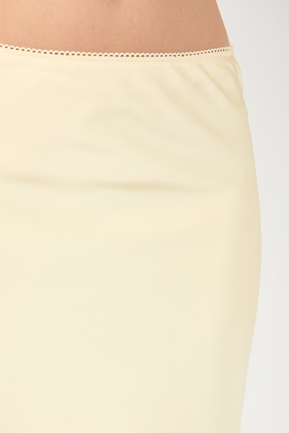 Perfect Stranger Evie Satin Maxi Skirt Yellow