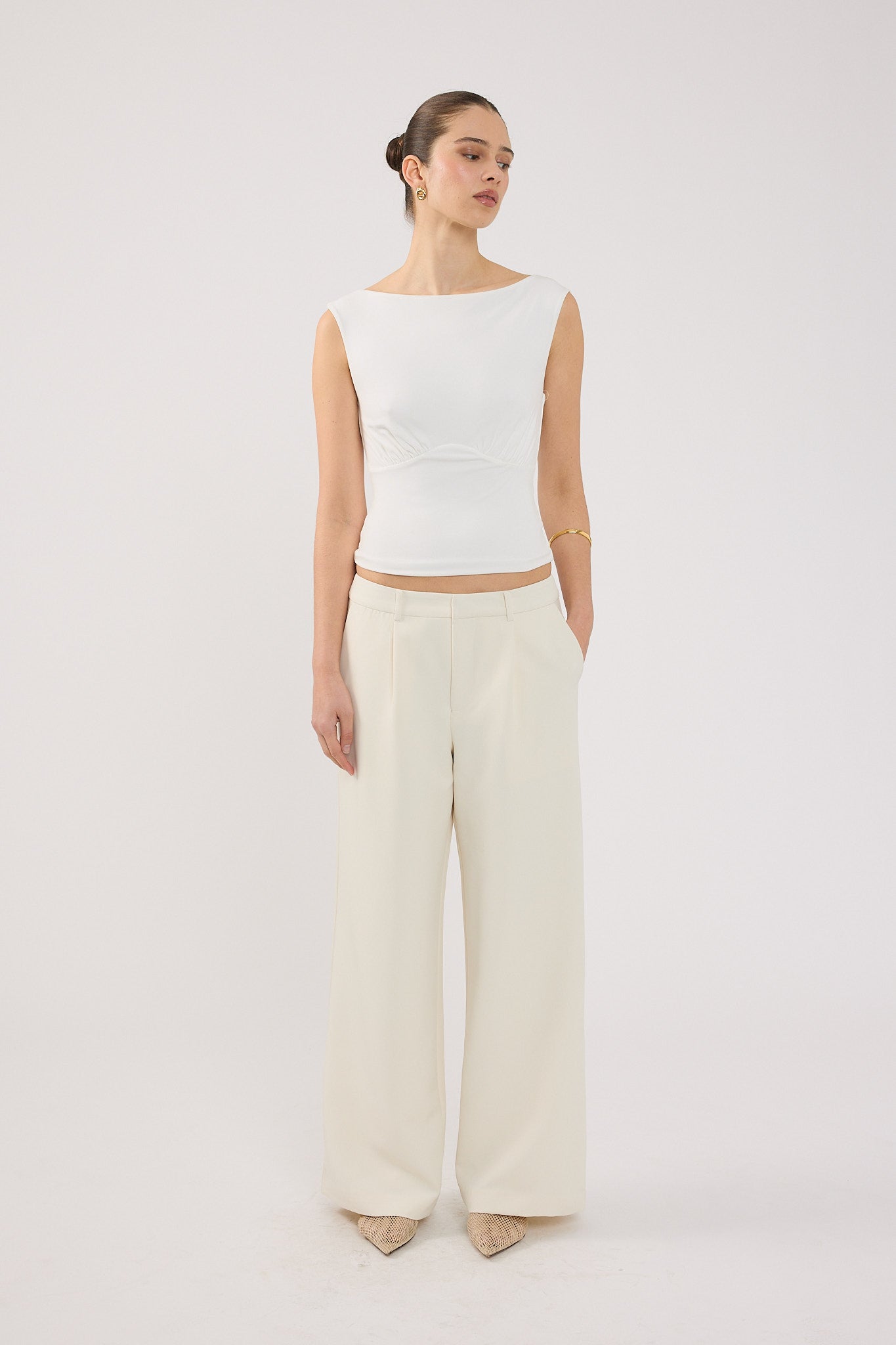 Perfect Stranger Lupa Mid Rise Pleated Pant Cream