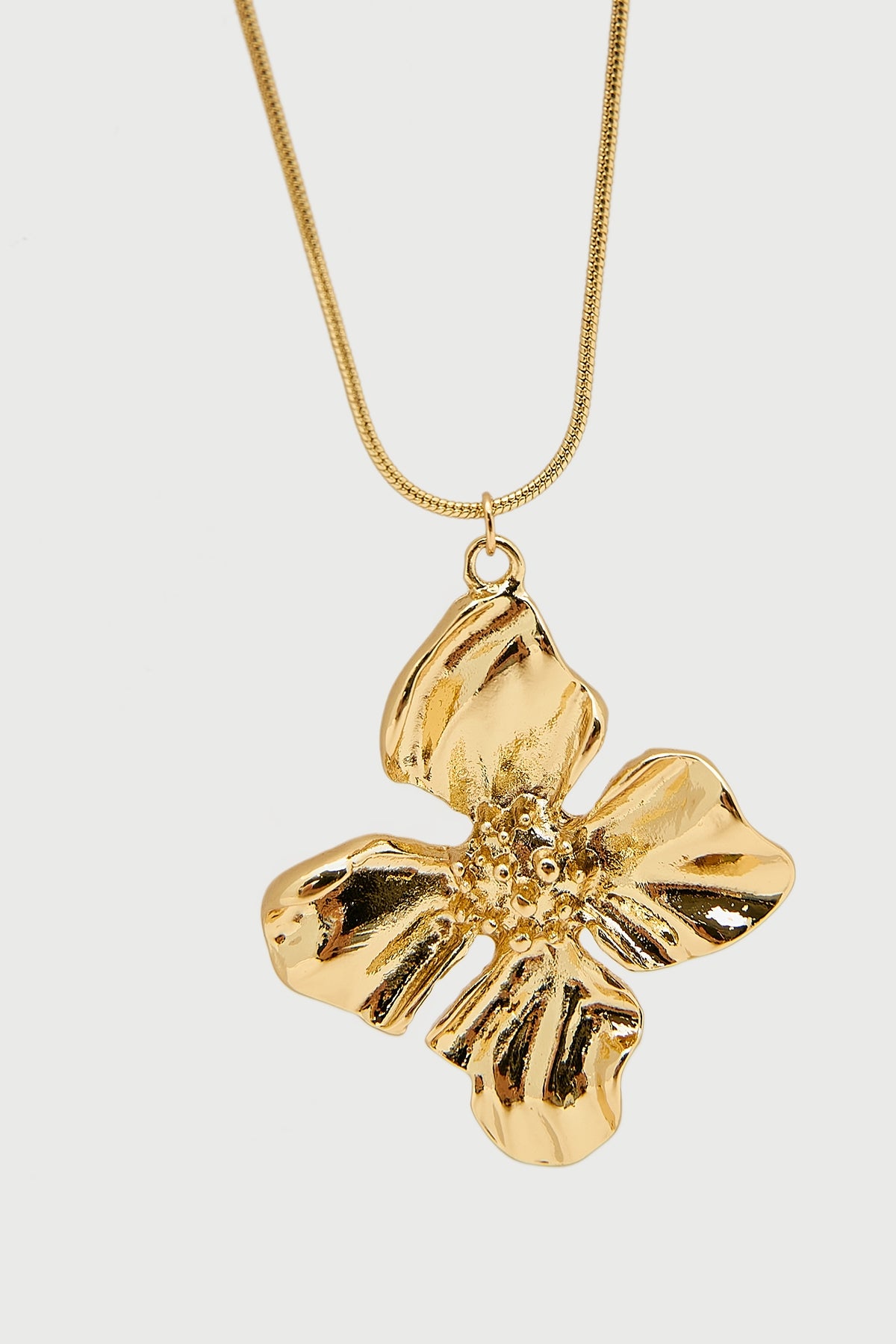 Perfect Stranger Goldie Flower Chain Necklace 18k Gold Plated