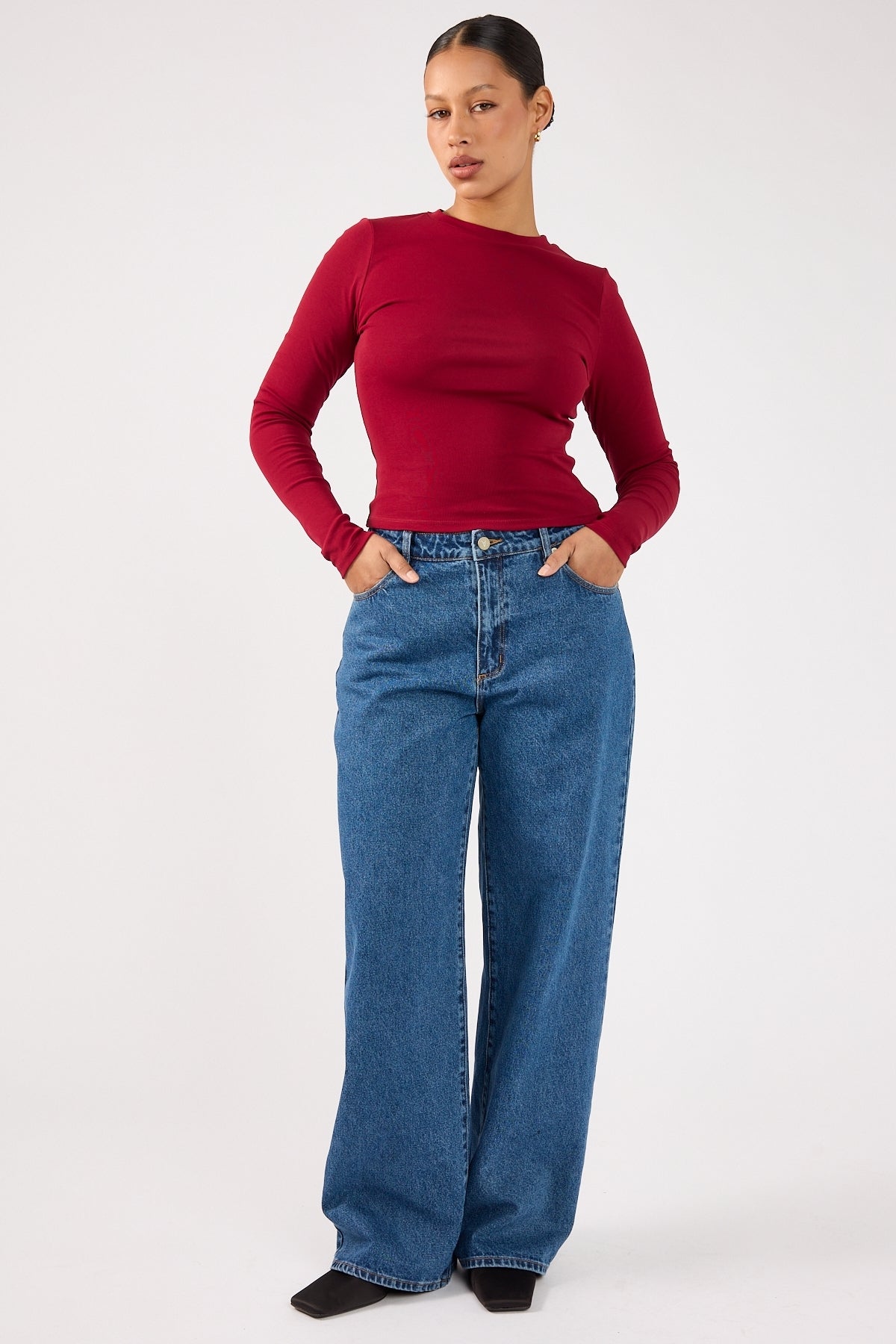 Perfect Stranger Long Sleeve Tee Burgundy