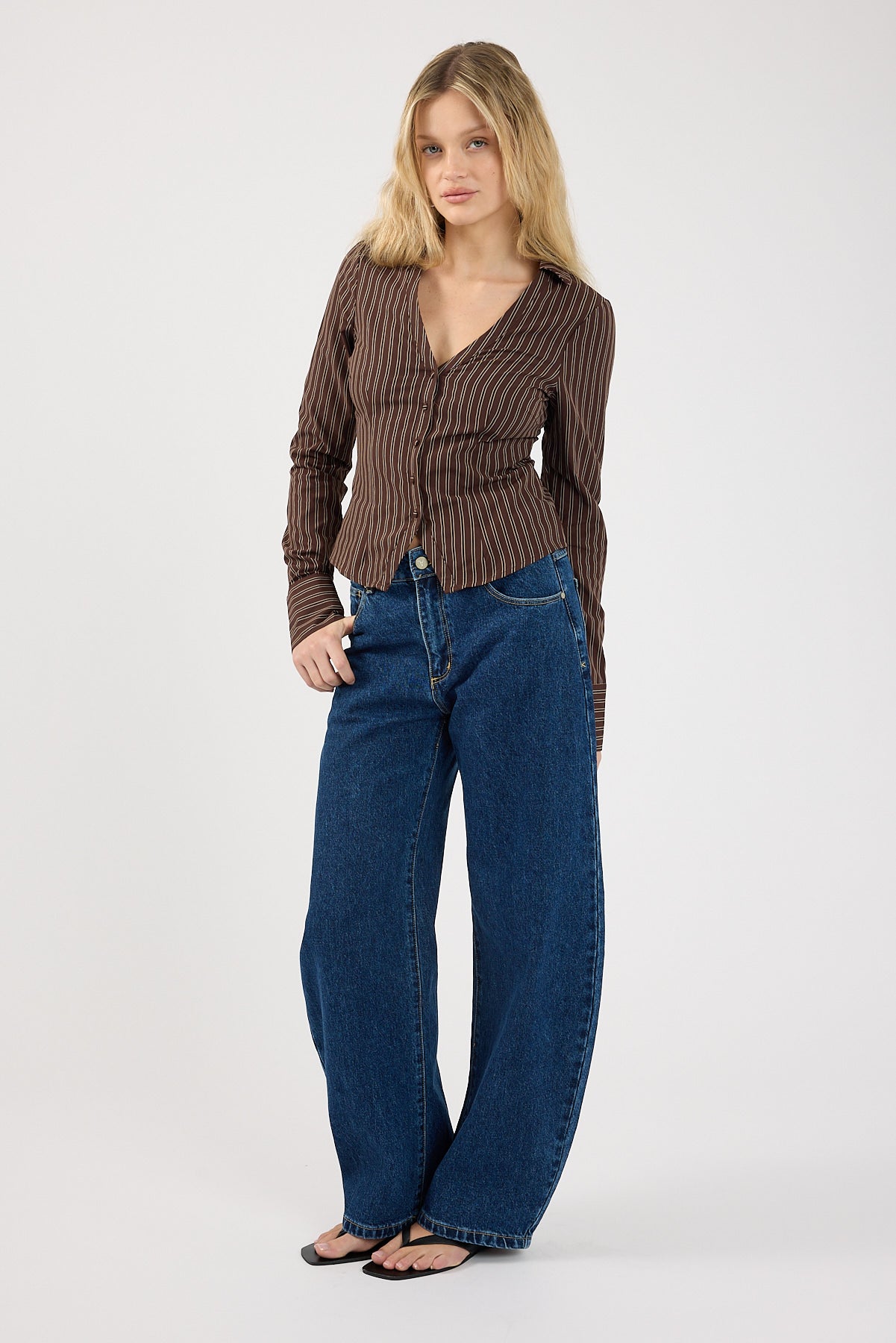 Abrand 95 Mid Barrel Jean Tara Tara