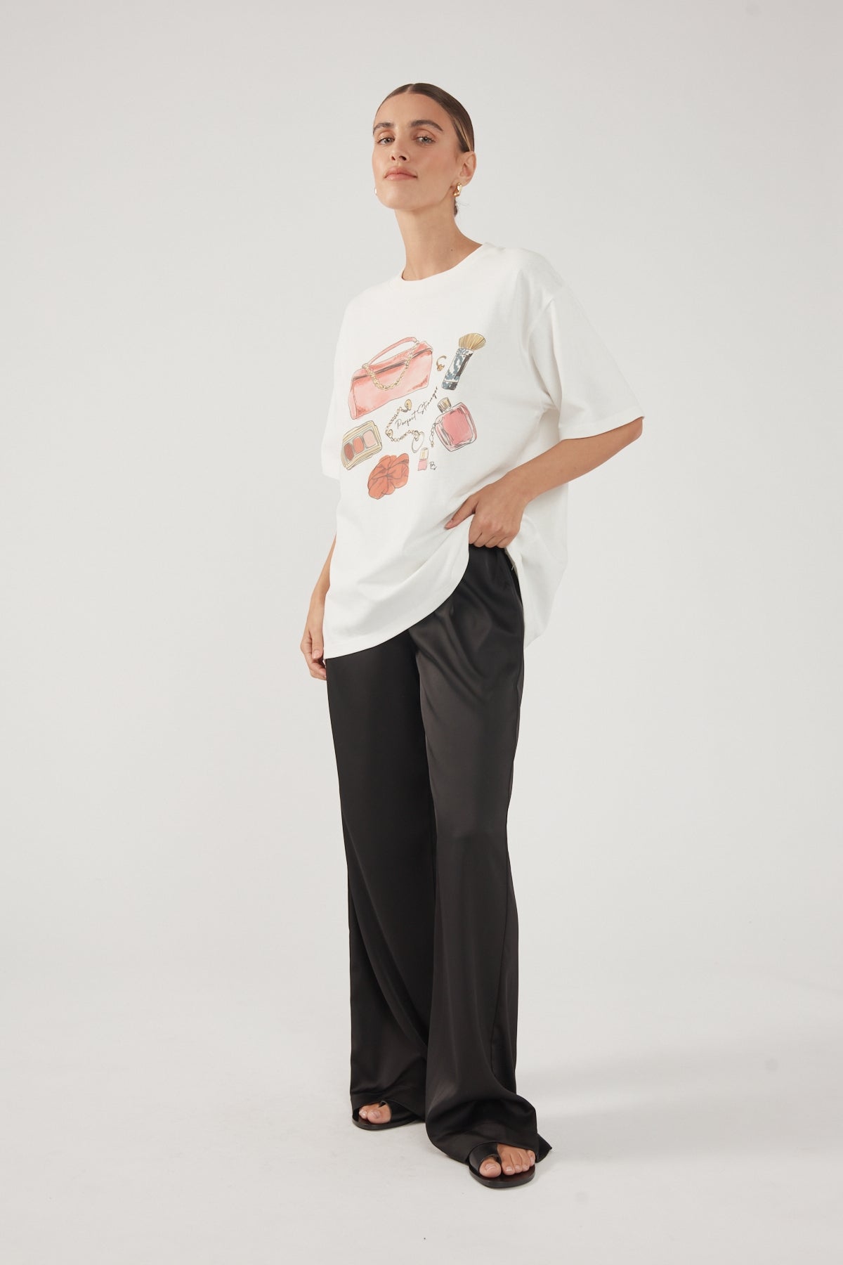 Perfect Stranger In My Bag Oversized T-Shirt White