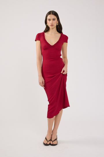 Perfect Stranger Mimsy Short Sleeve Midi Dress Red