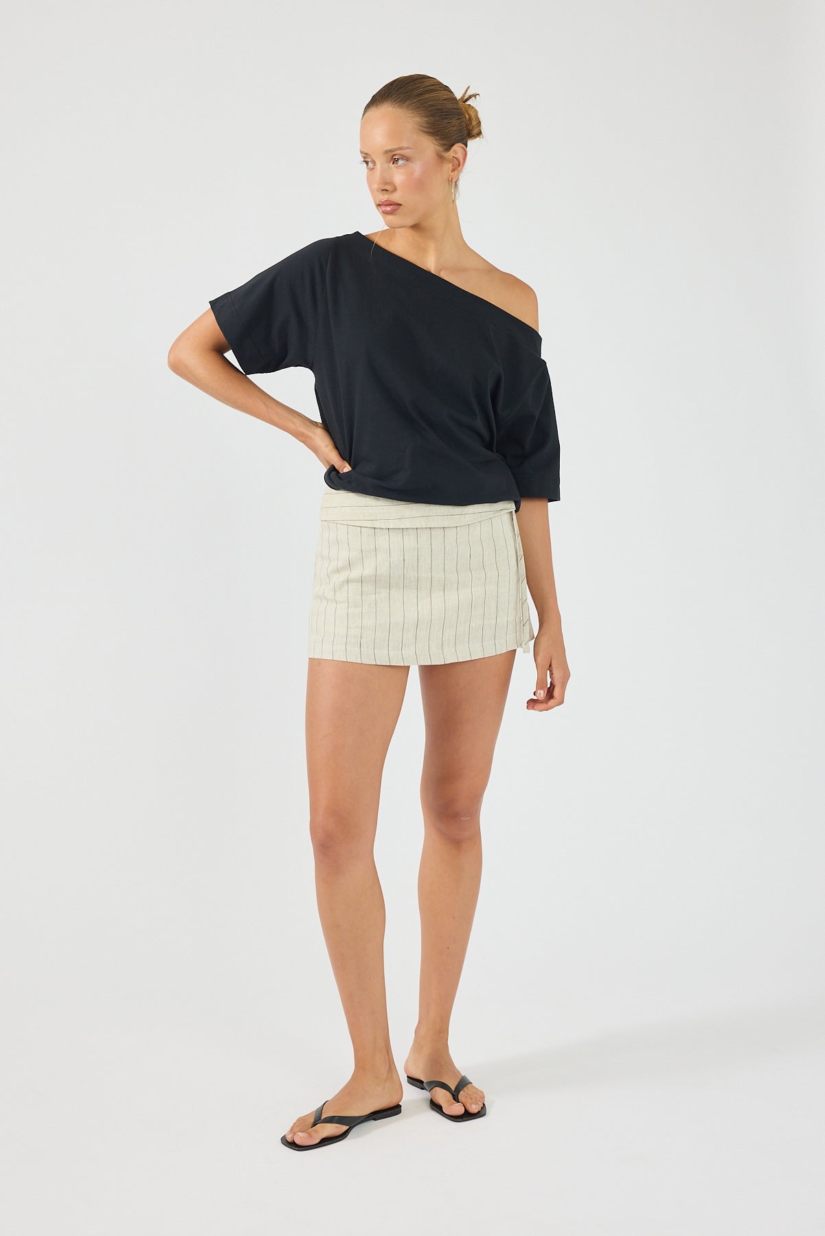 Perfect Stranger Adore Linen Skort Oat Stripe
