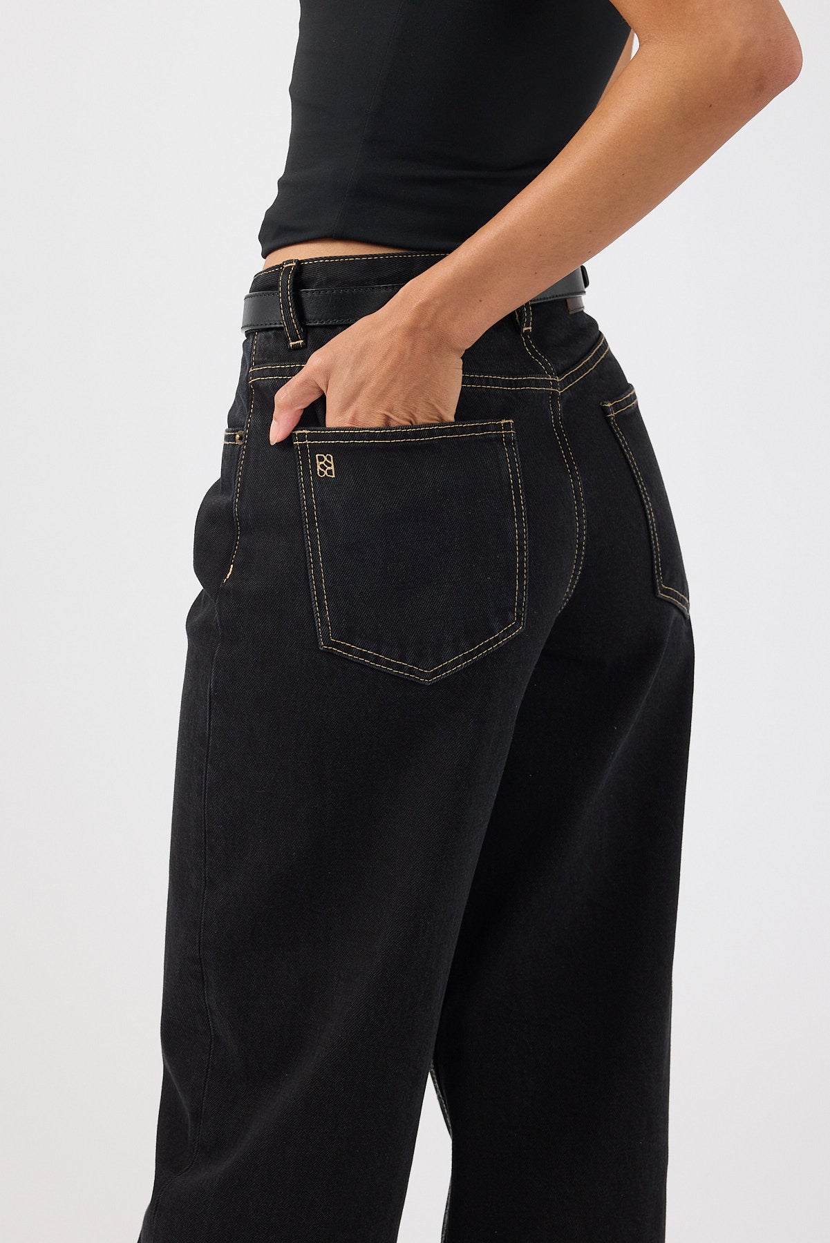 Perfect Stranger Mid Rise Baggy Jean Washed Grey