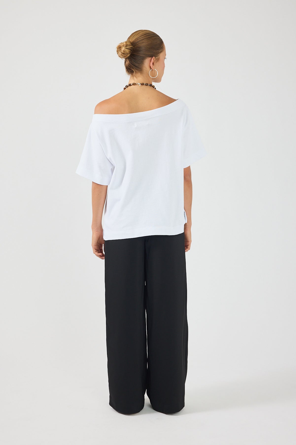 Perfect Stranger Ellie Satin Mid Rise Pants Black