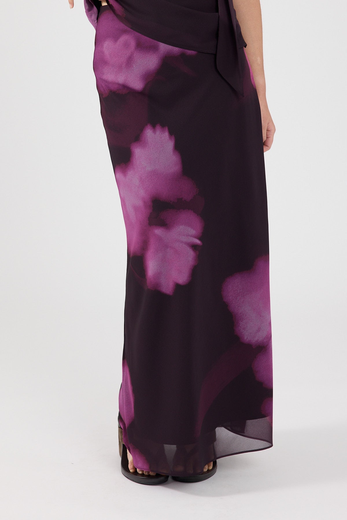 Perfect Stranger Florence Maxi Skirt Burgundy Print
