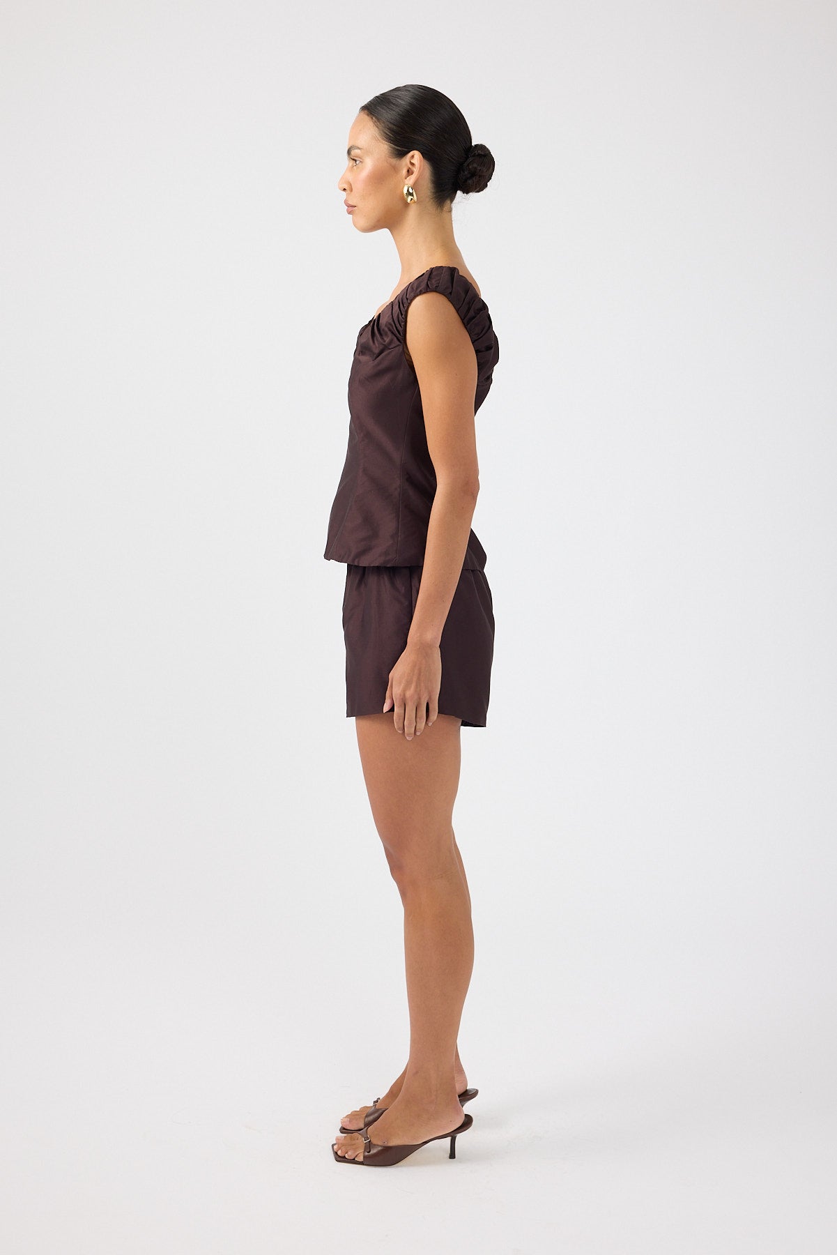Perfect Stranger Kelly Gathered Mid Rise Shorts Brown
