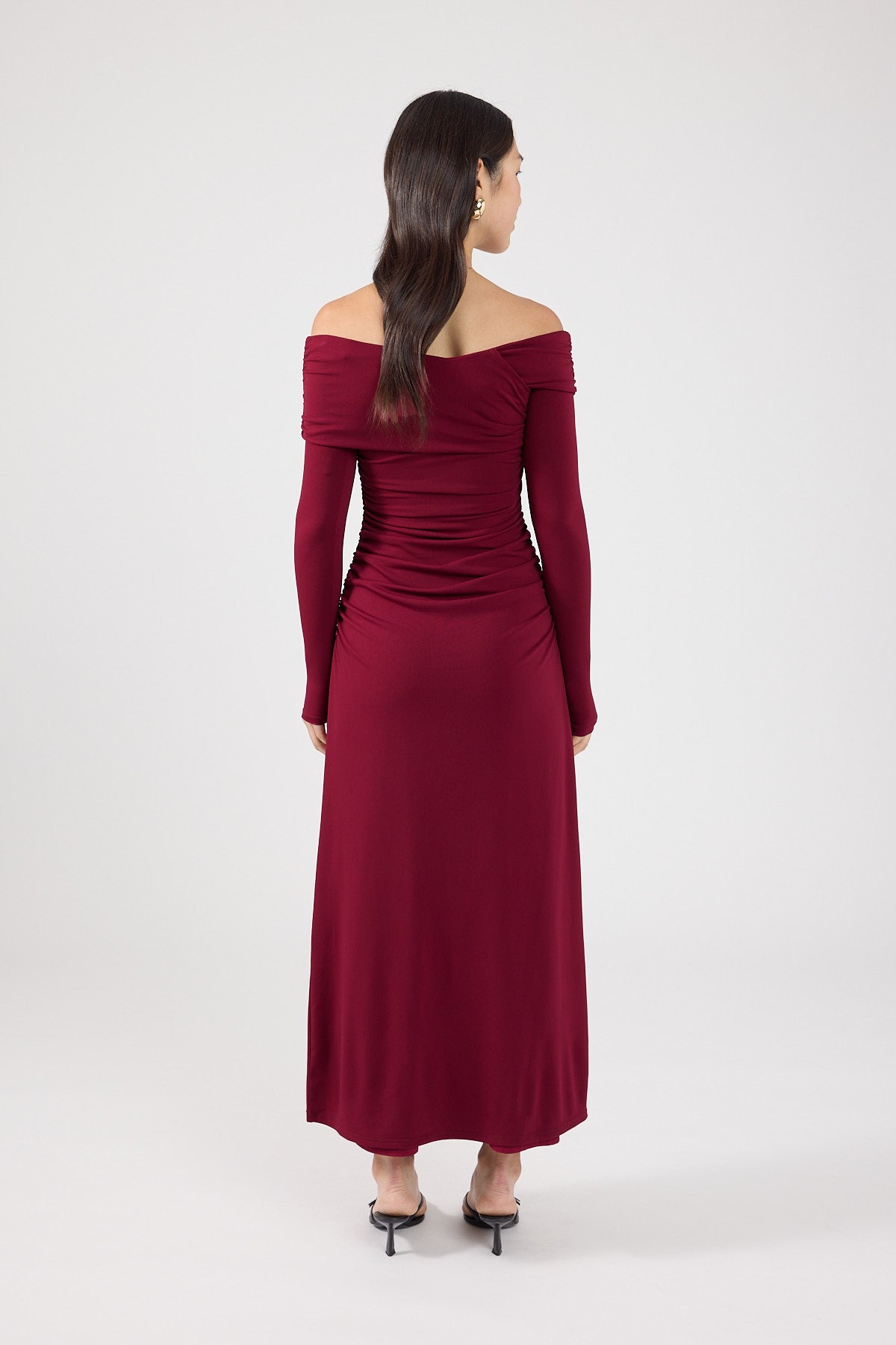 Perfect Stranger Romina Off Shoulder Maxi Dress Burgundy