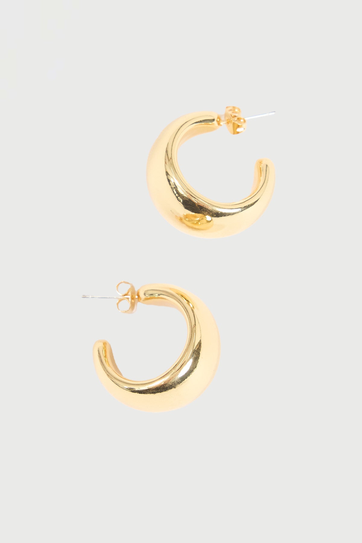 Perfect Stranger Fiona Hoop Earrings 18k Gold Plated