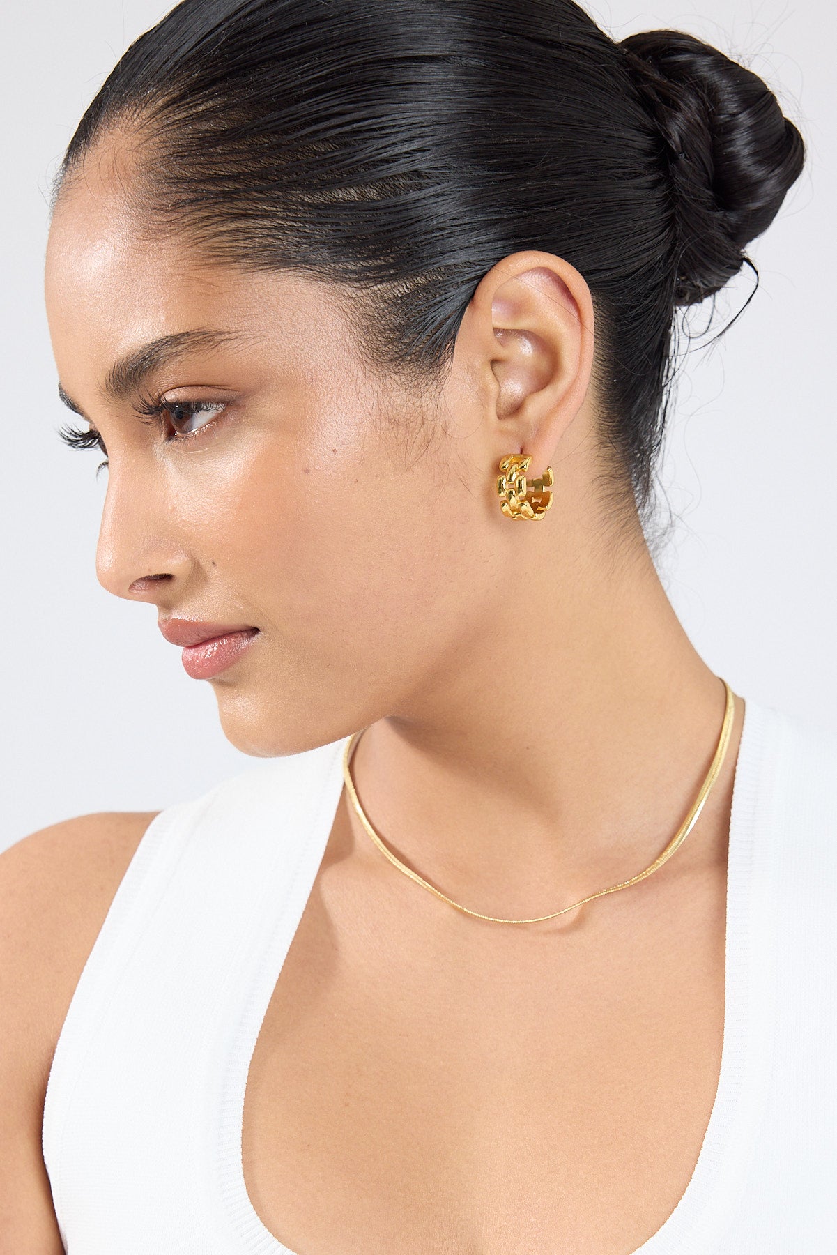 Perfect Stranger Levi Earrings Gold