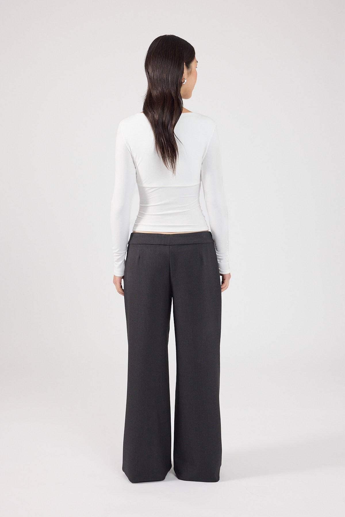 Perfect Stranger Kai Boat Neck Long Sleeve Top White
