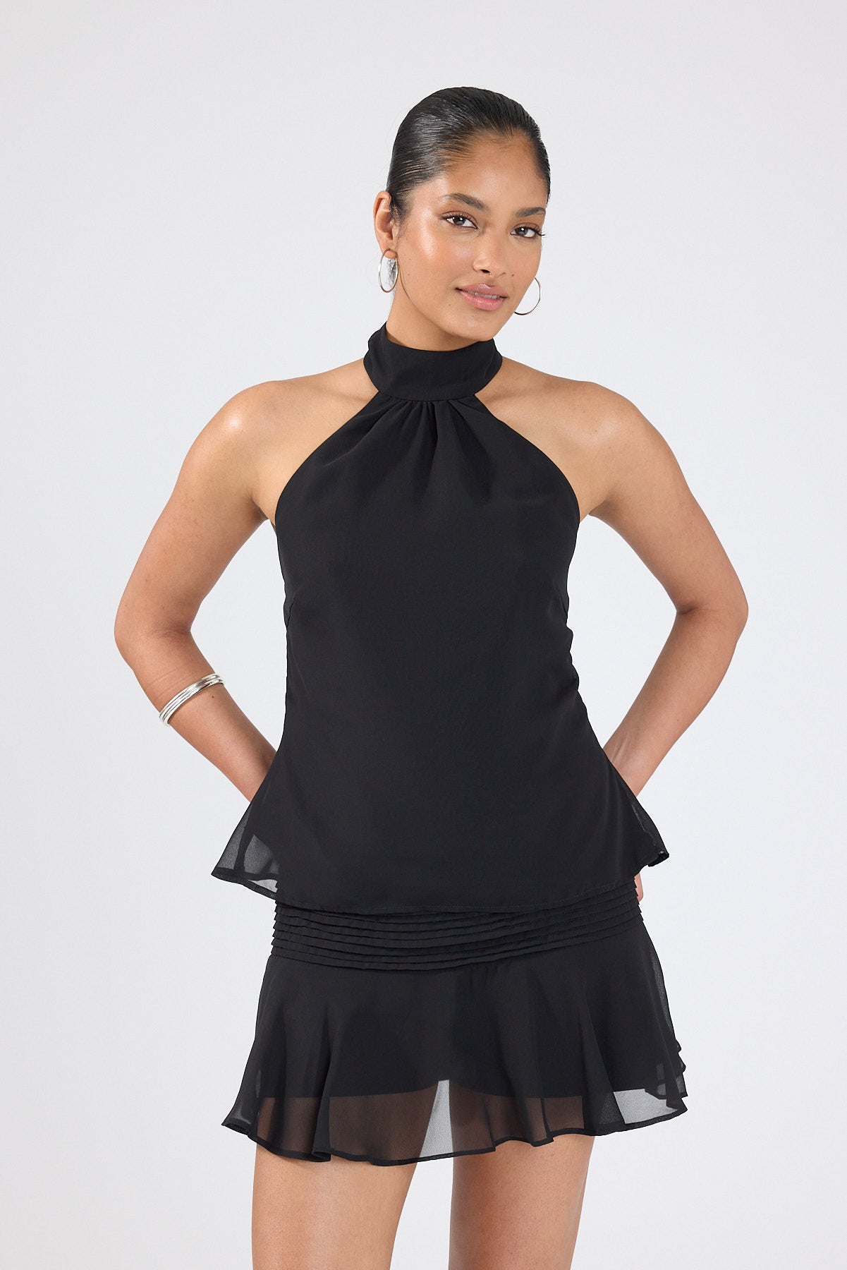 Perfect Stranger Eland Mid Rise Skort Black