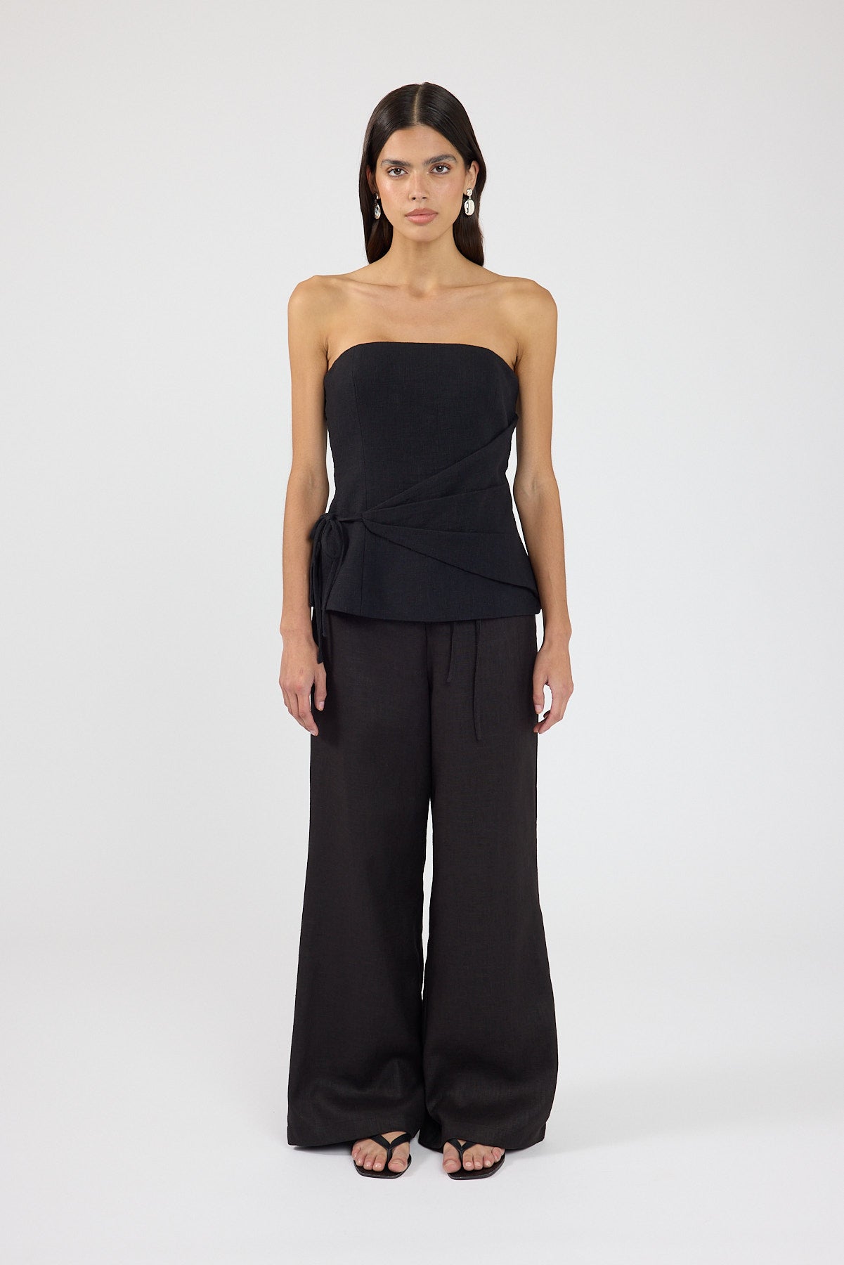 Perfect Stranger Maris Strapless Linen Top Black