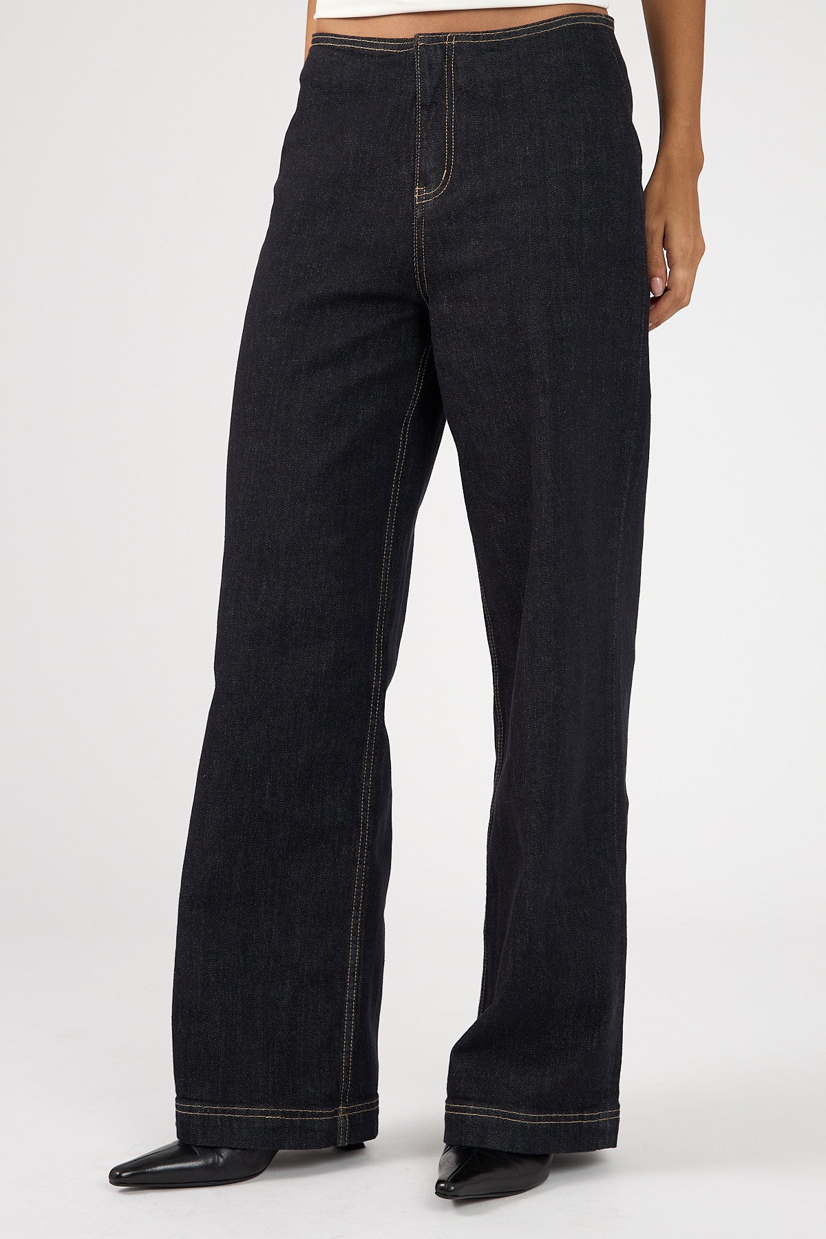 Perfect Stranger Cynthi Mid Baggy Jean Dark Indigo