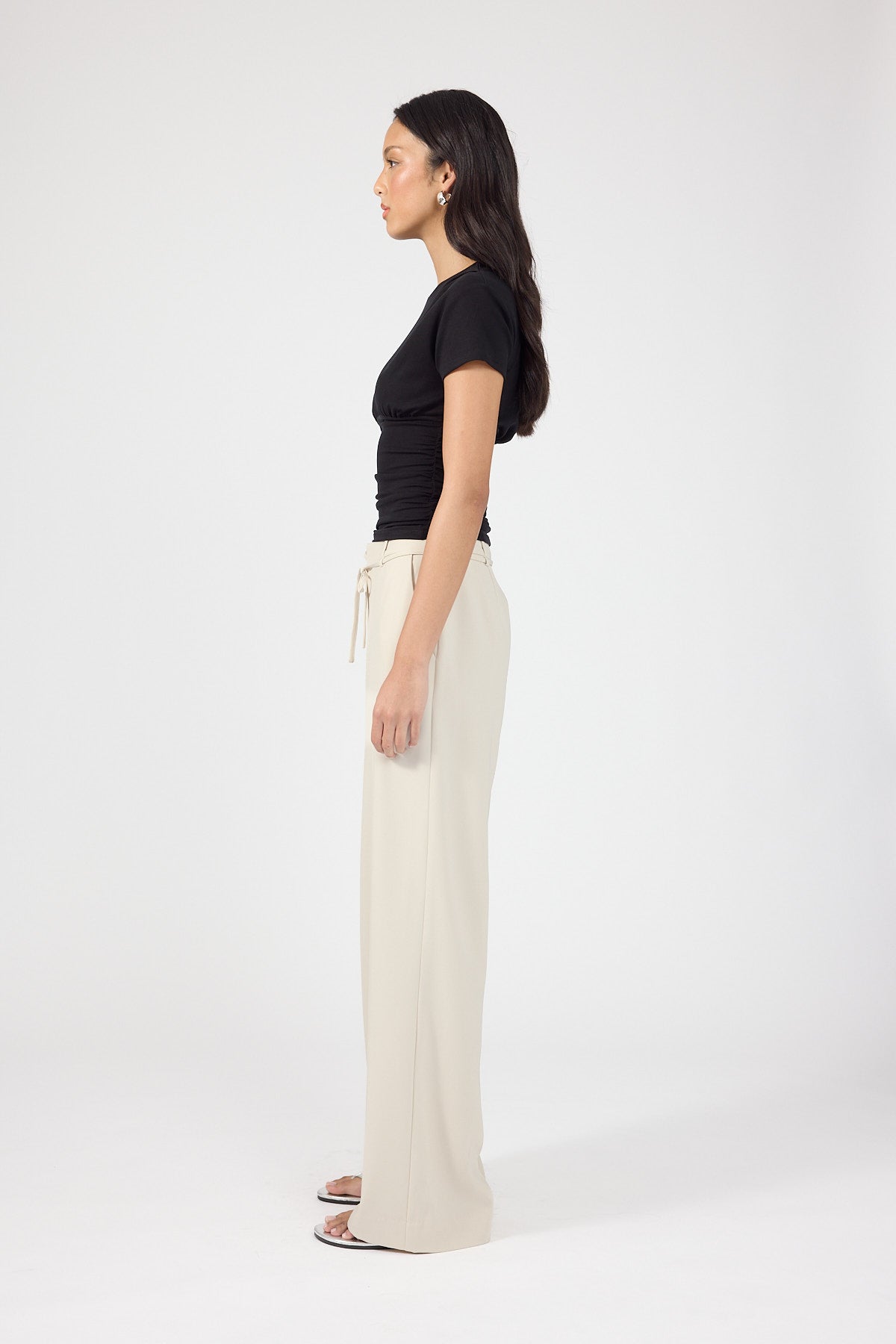 Perfect Stranger Sol Mid Rise Pant Beige