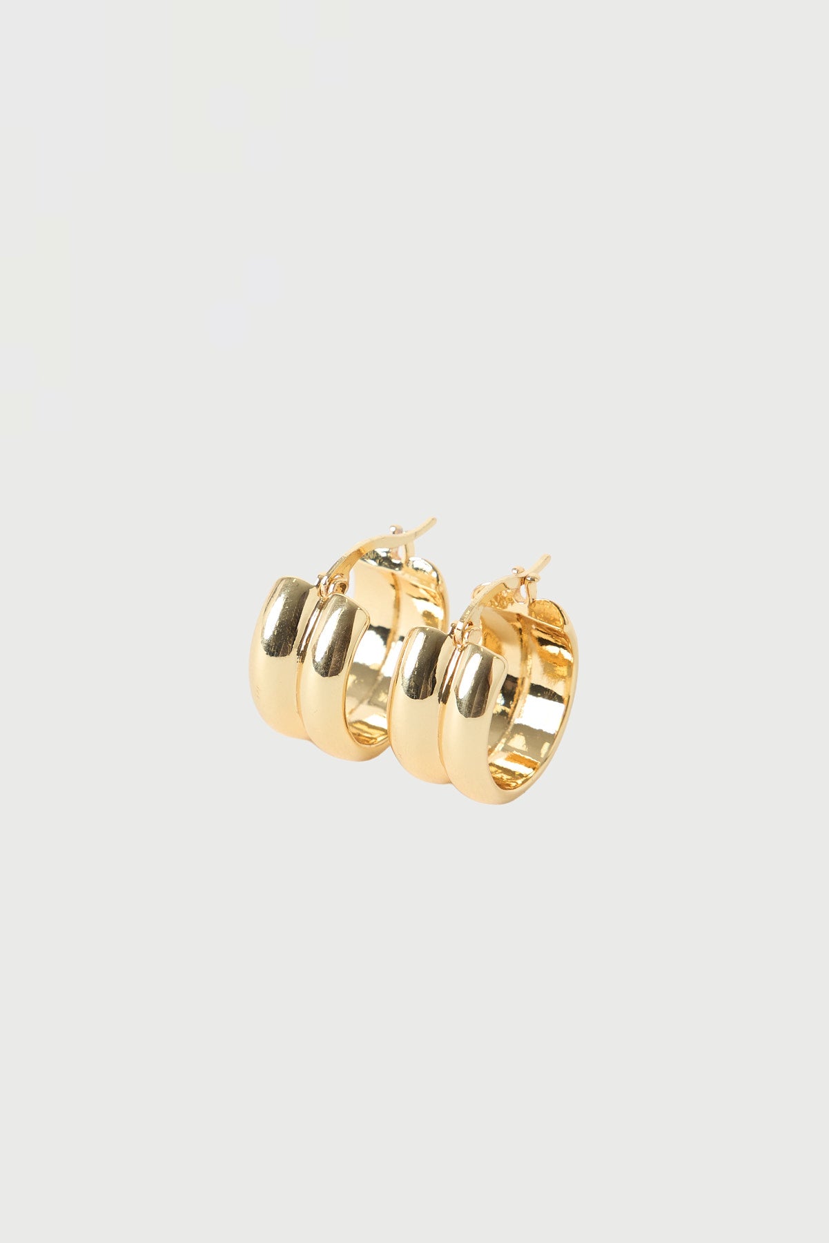Perfect Stranger Jessie Hoop Earring 18K Gold Plated