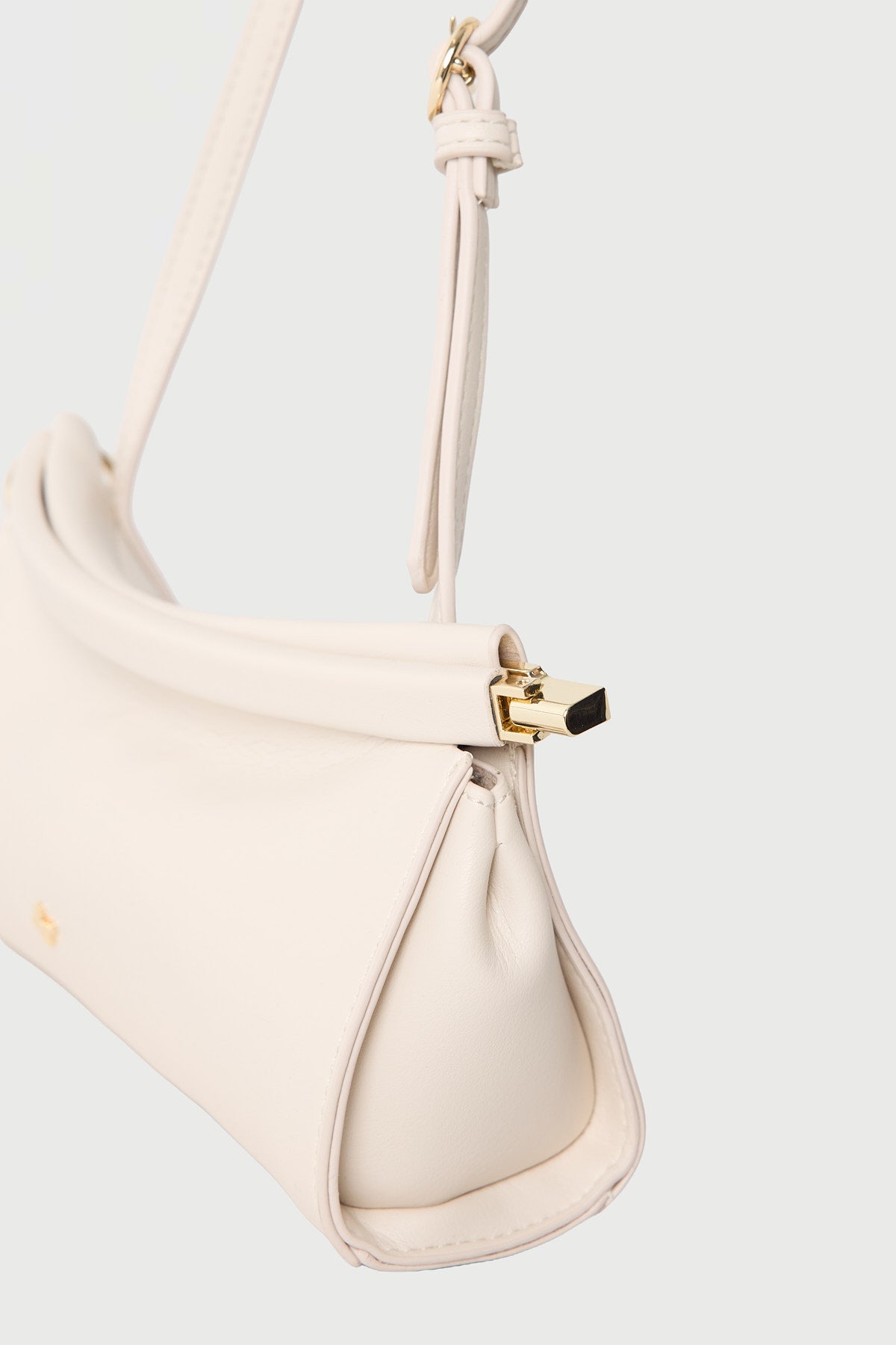 Peta + Jain Cammi Frame Clutch Cream PU