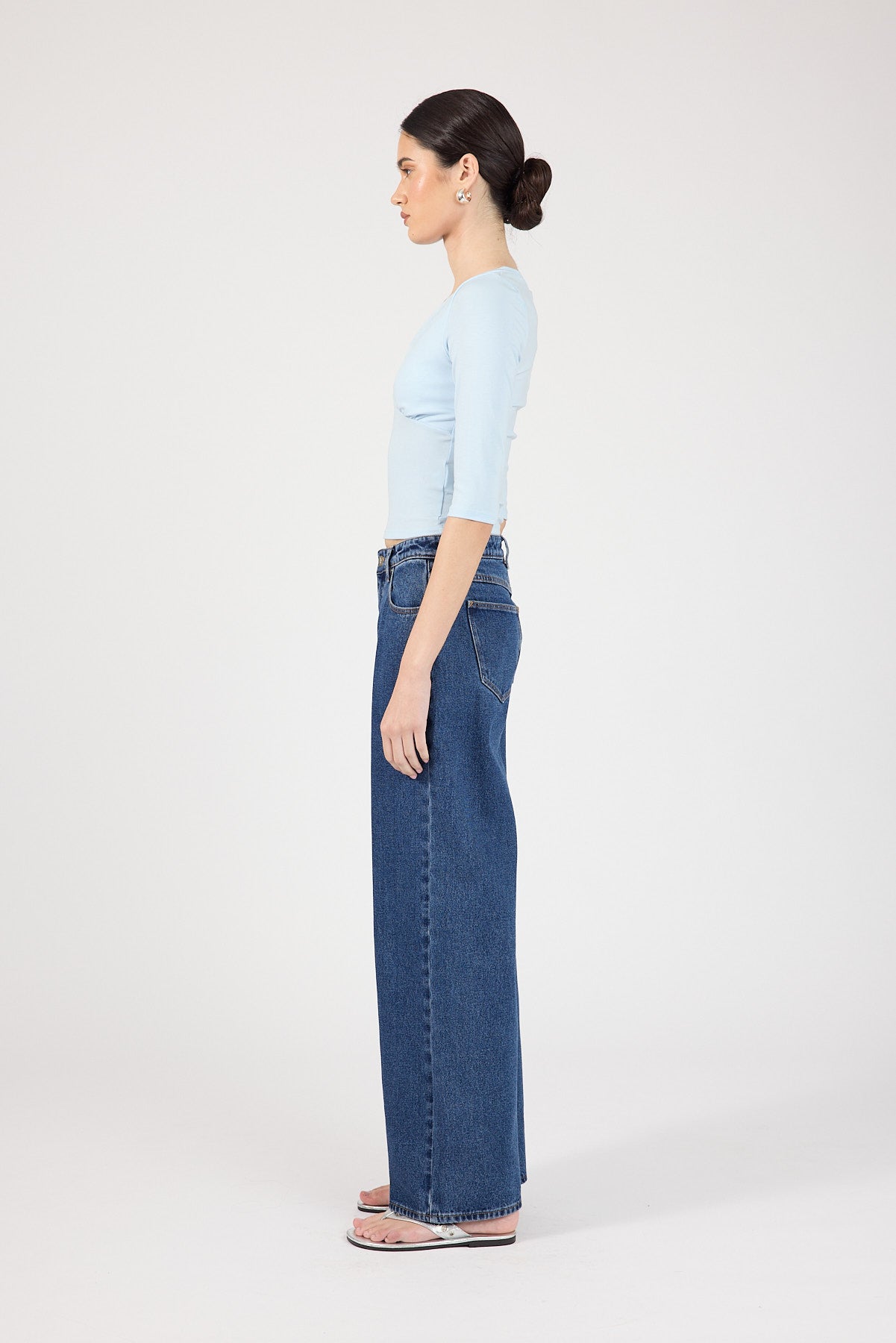 Perfect Stranger Mara V-Neck 3/4 Sleeve T-Shirt Blue