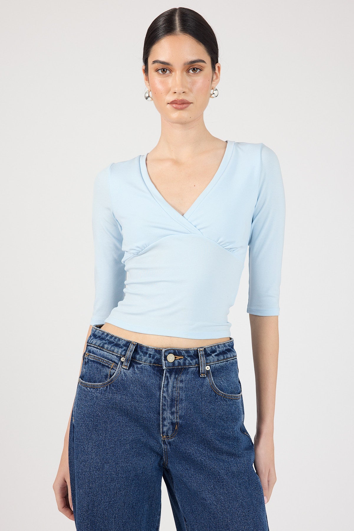 Perfect Stranger Mara V-Neck 3/4 Sleeve T-Shirt Blue
