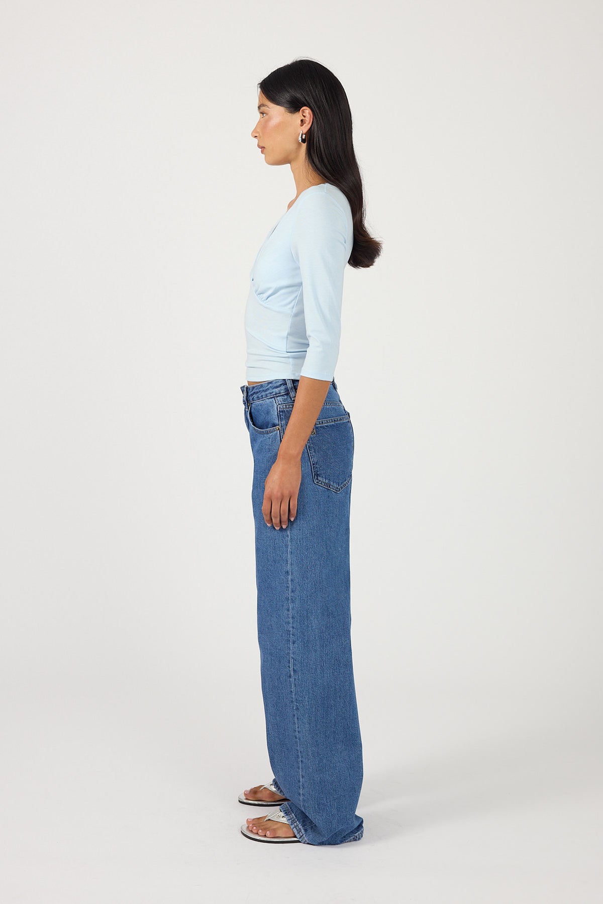 Perfect Stranger Mara V-Neck 3/4 Sleeve T-Shirt Blue