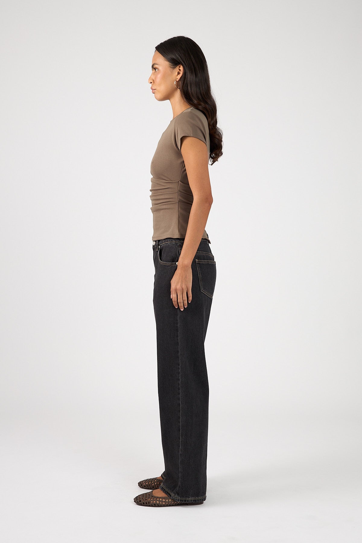 Perfect Stranger Valery Fitted T-Shirt Taupe