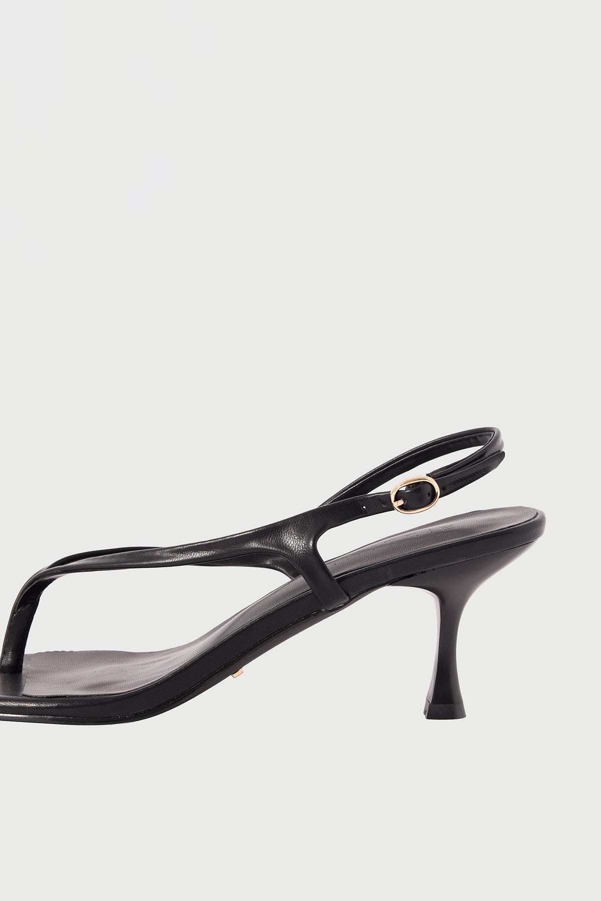 Billini Novae Thong Heel Black