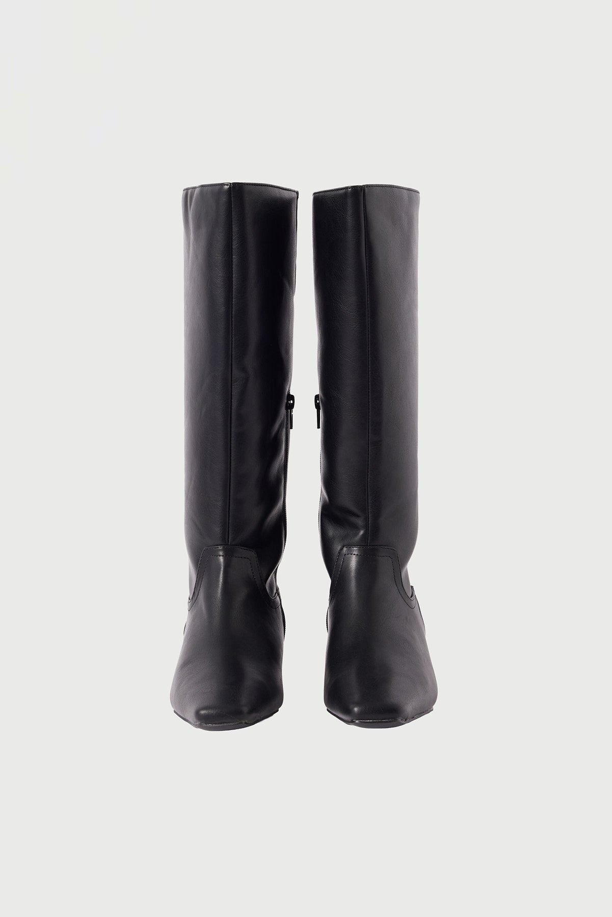 Therapy Xavier BLACK SMOOTH PU