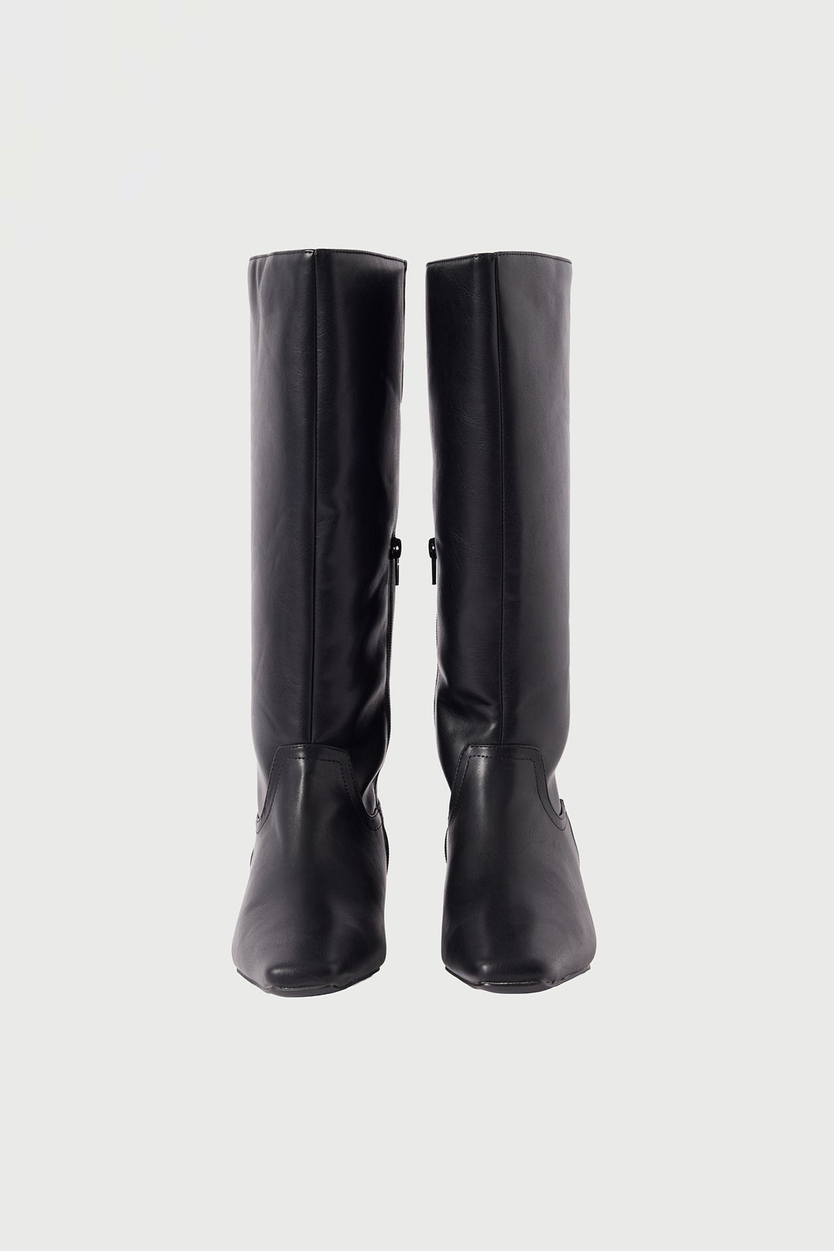 Therapy Xavier BLACK SMOOTH PU